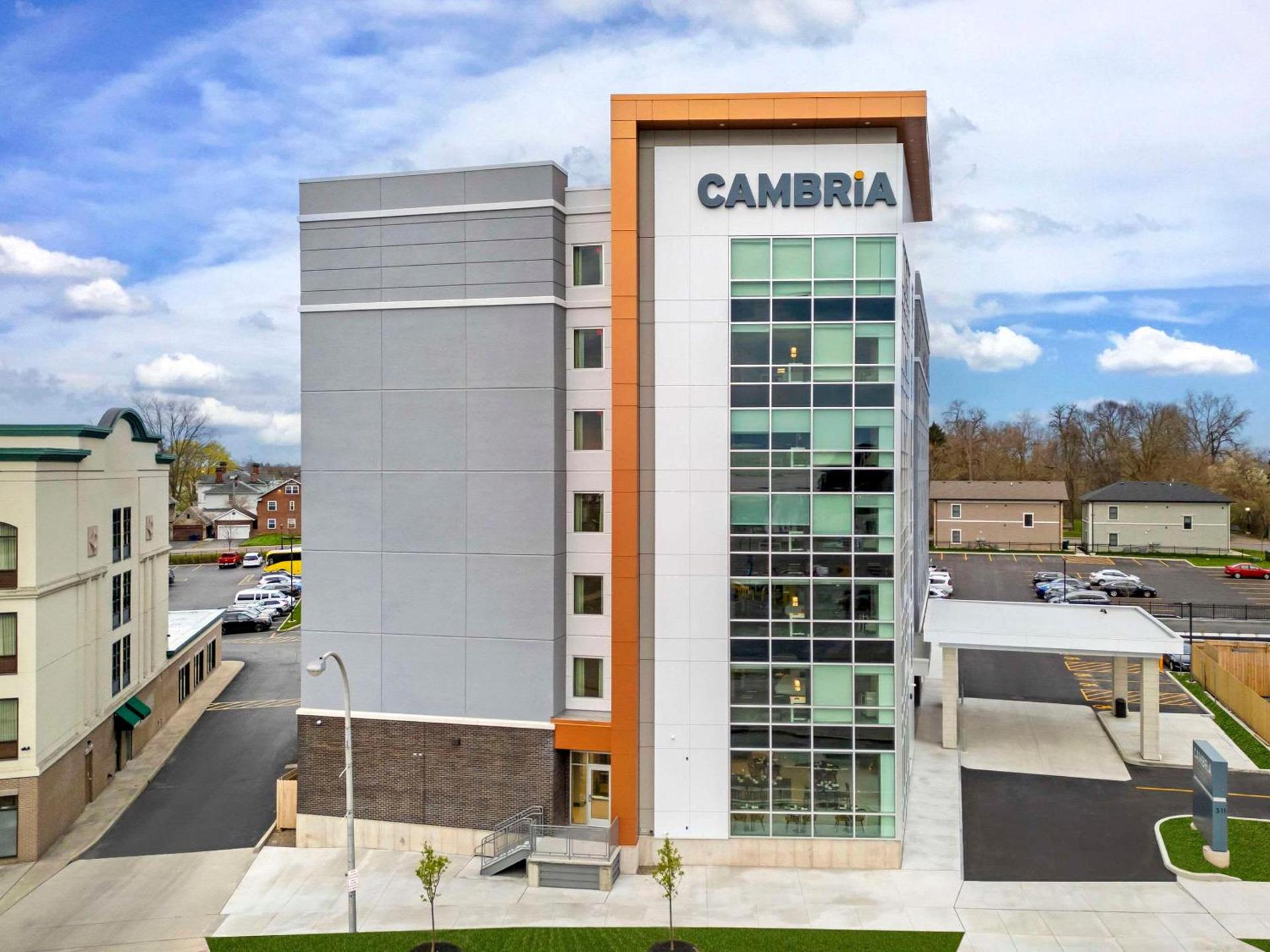 Cambria Hotel Niagara Falls photo 2