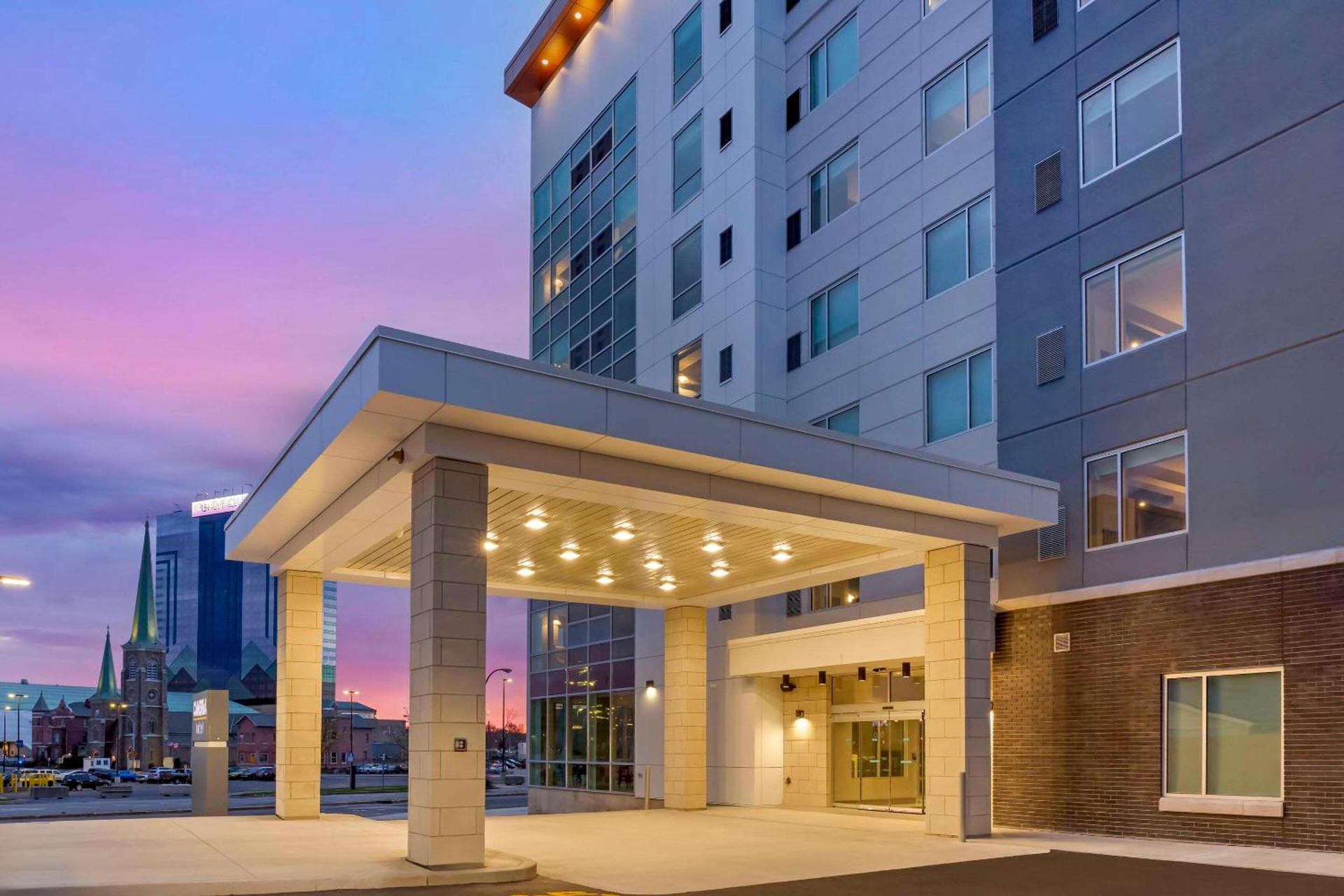 Cambria Hotel Niagara Falls photo 10