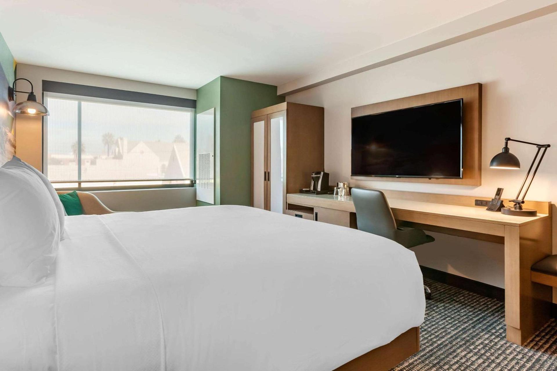Cambria Downtown Phoenix Convention & Airport Hotel photo 13