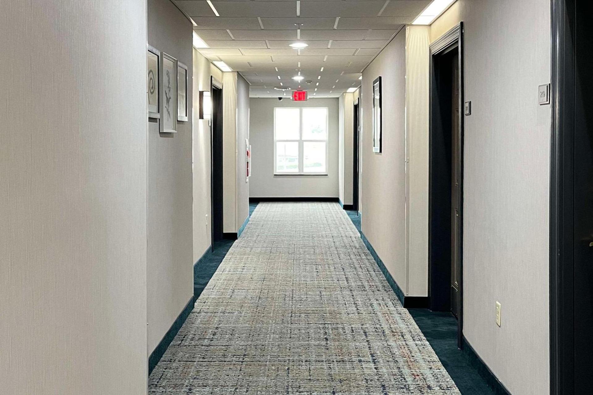 Country Inn & Suites by Radisson, Harrisburg - Hershey West, PA photo 45