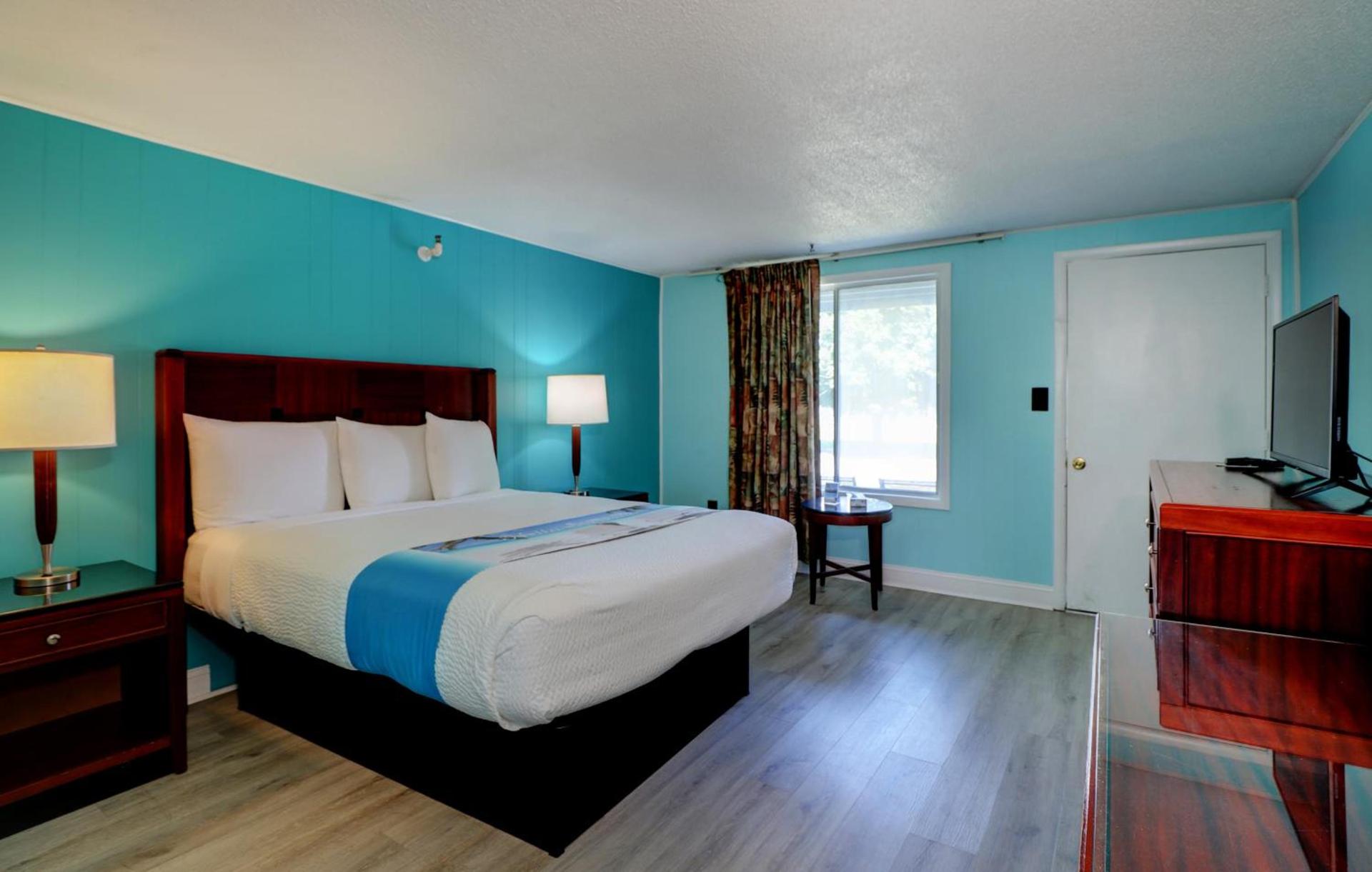 Majestic Regency Resort photo 4