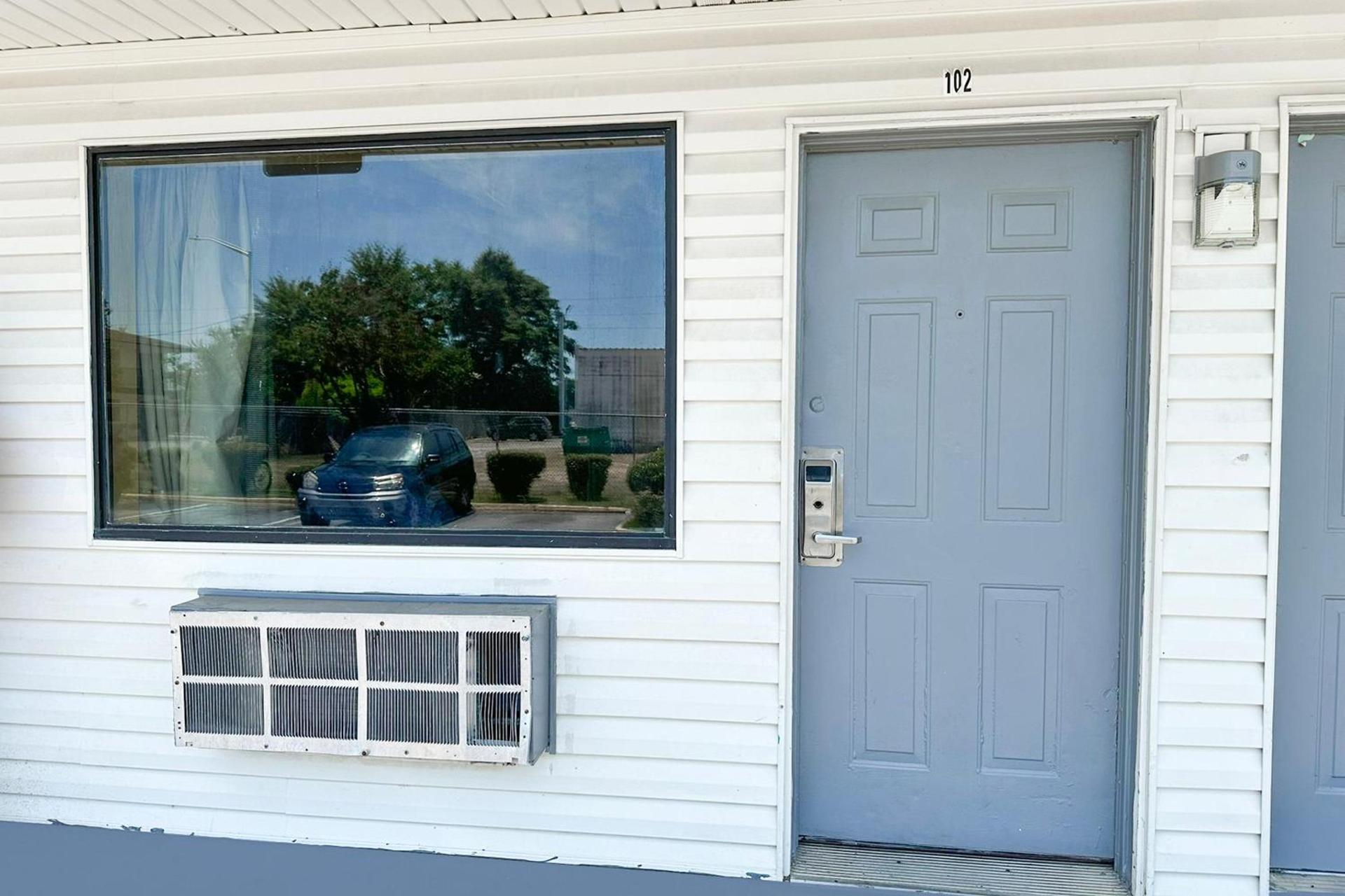 Luxury Inn By OYO Albany photo 13