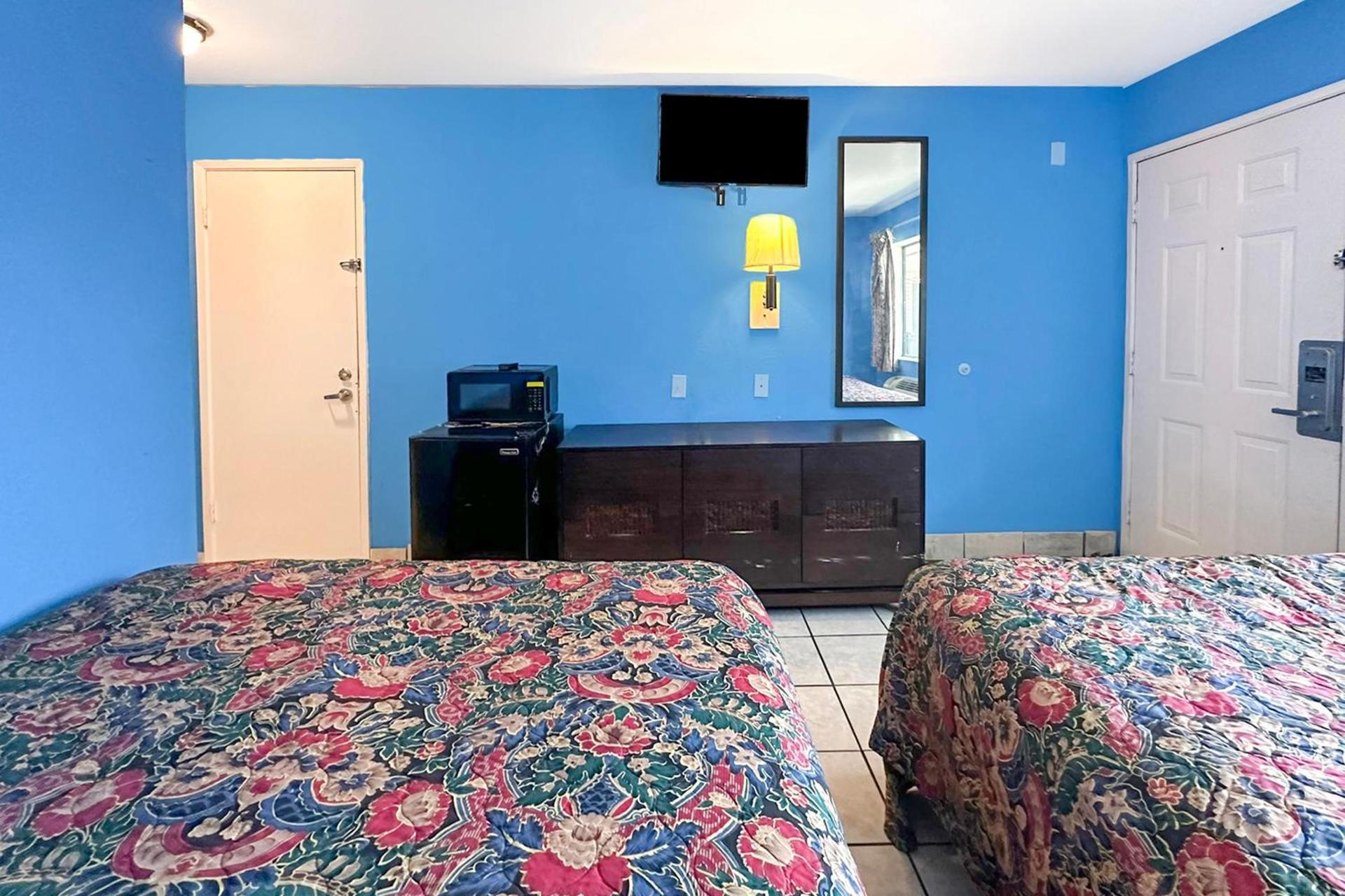 Luxury Inn By OYO Albany photo 40