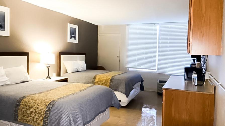 APM Inn & Suites photo 4