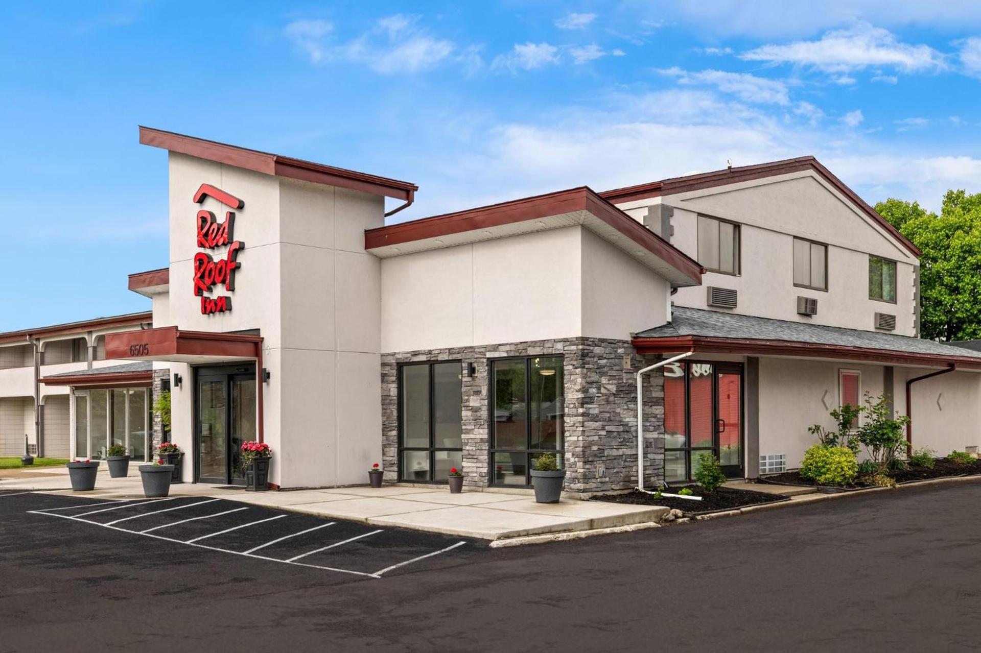 Red Roof Inn Niagara Falls photo 1