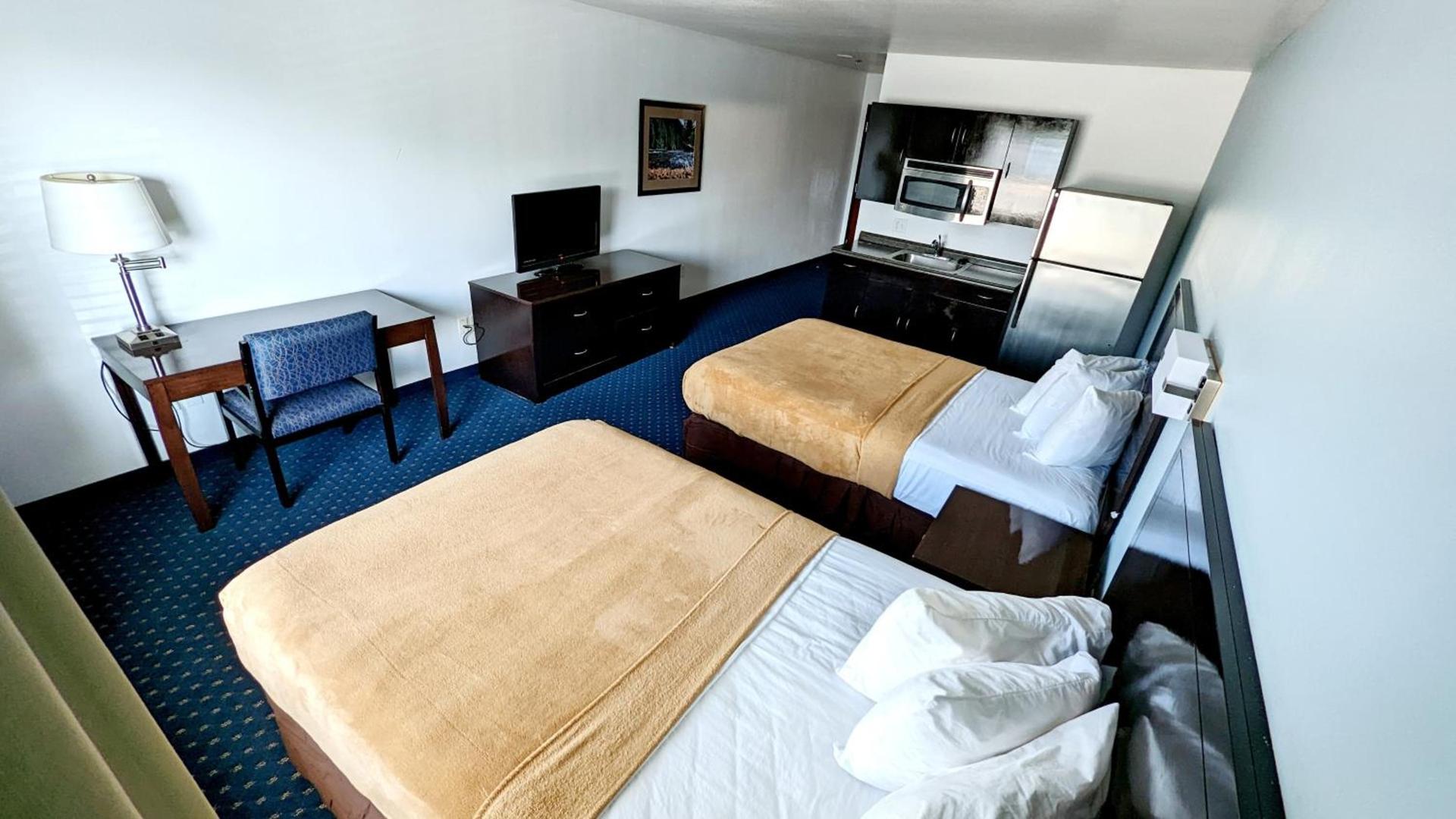 FairBridge Inn & Suites Canadian photo 17