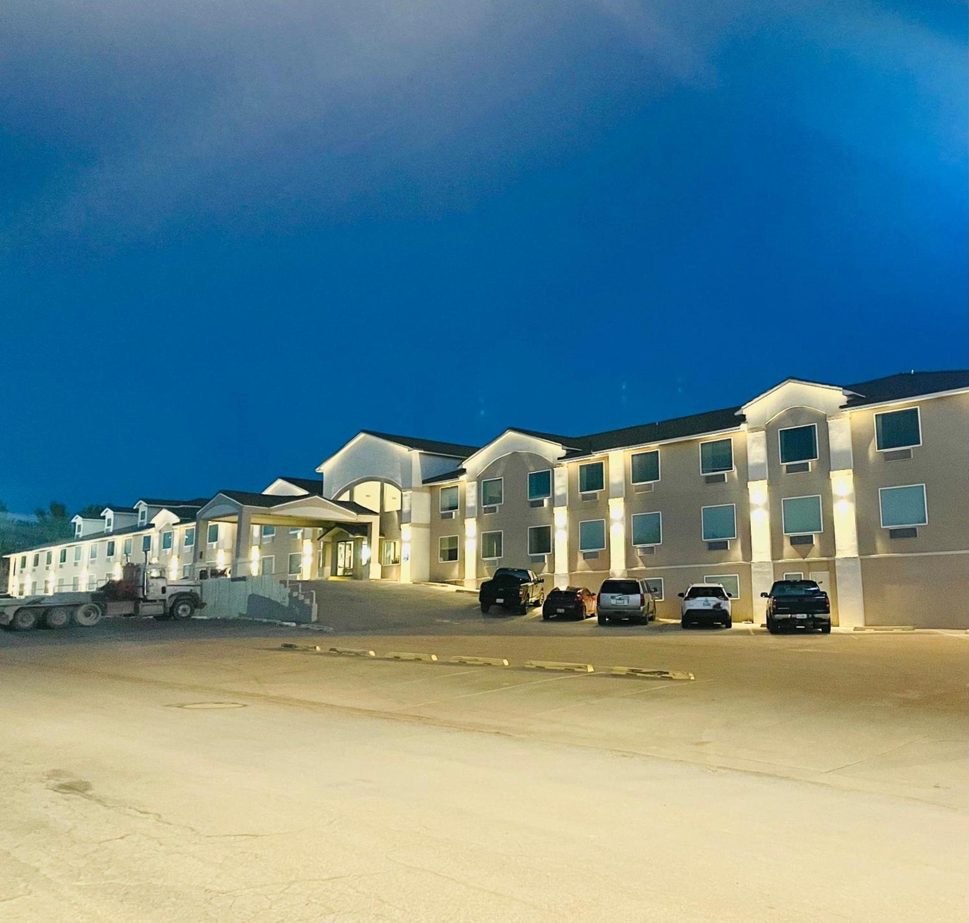 FairBridge Inn & Suites Canadian photo 27