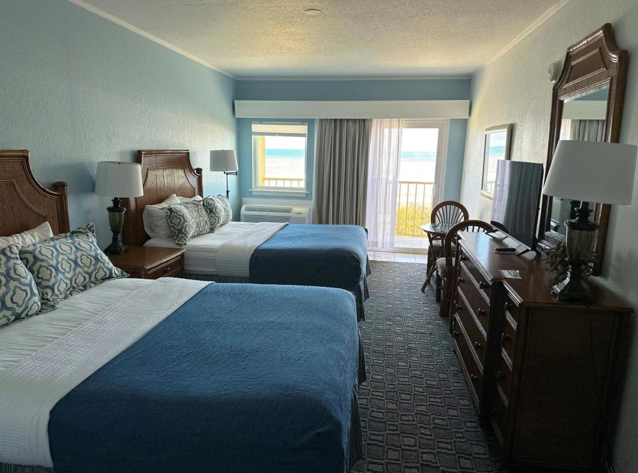 Surf Side Hotel photo 67