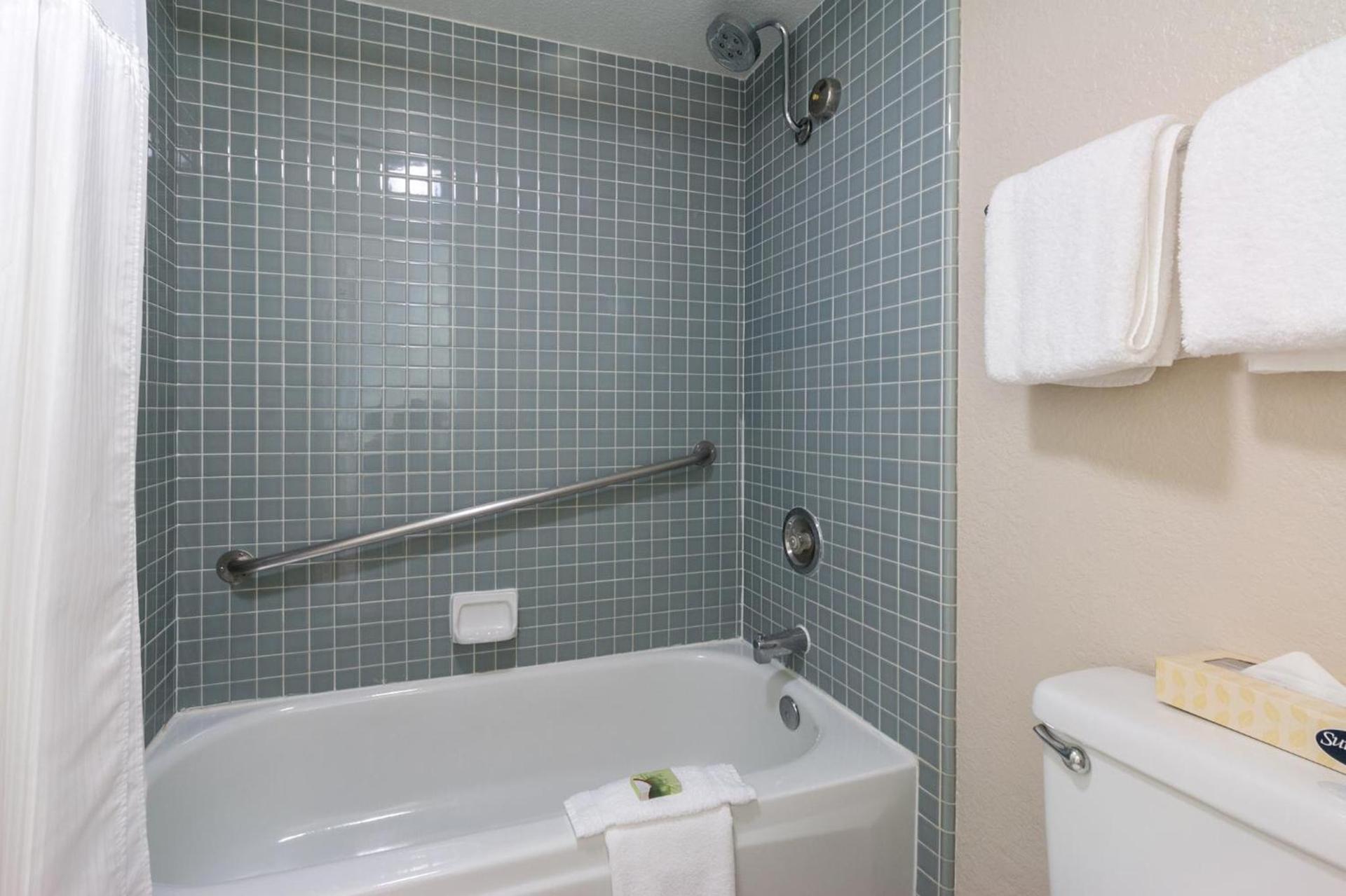San Clemente Cove Resort photo 13