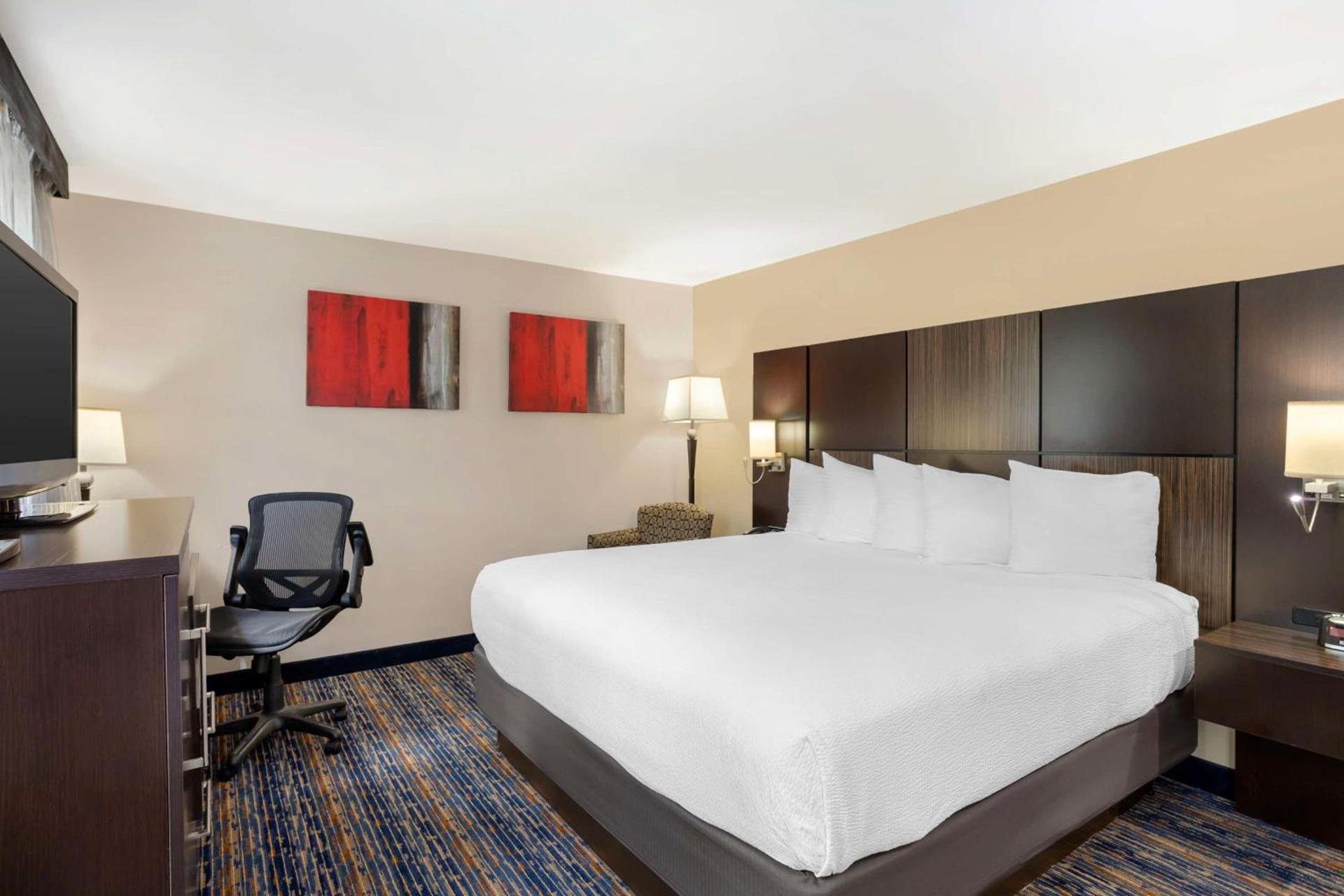 Best Western Plus Fairfield Hotel photo 2