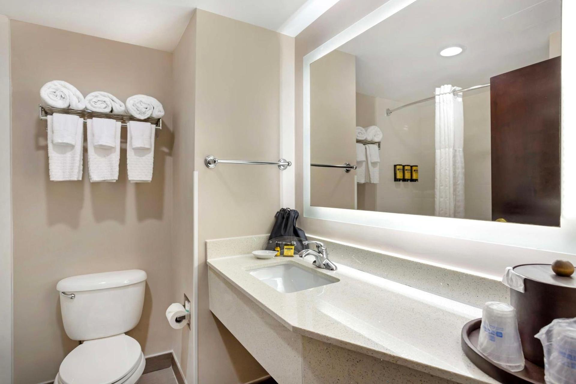 Best Western Plus Fairfield Hotel photo 18