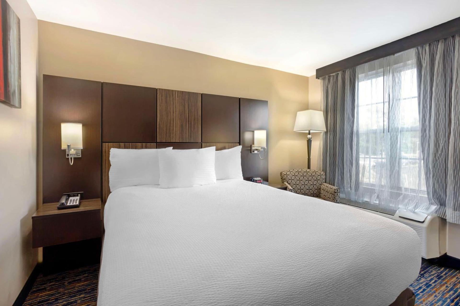 Best Western Plus Fairfield Hotel photo 32