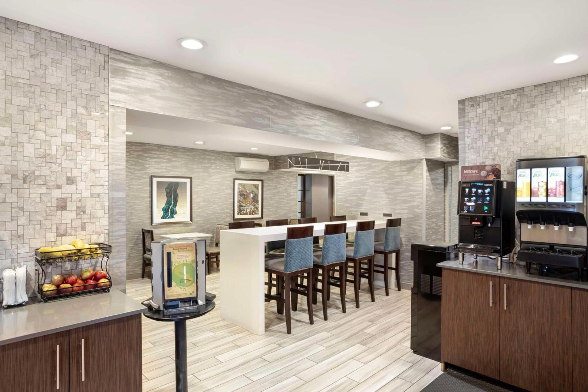 Best Western Plus Fairfield Hotel photo 8