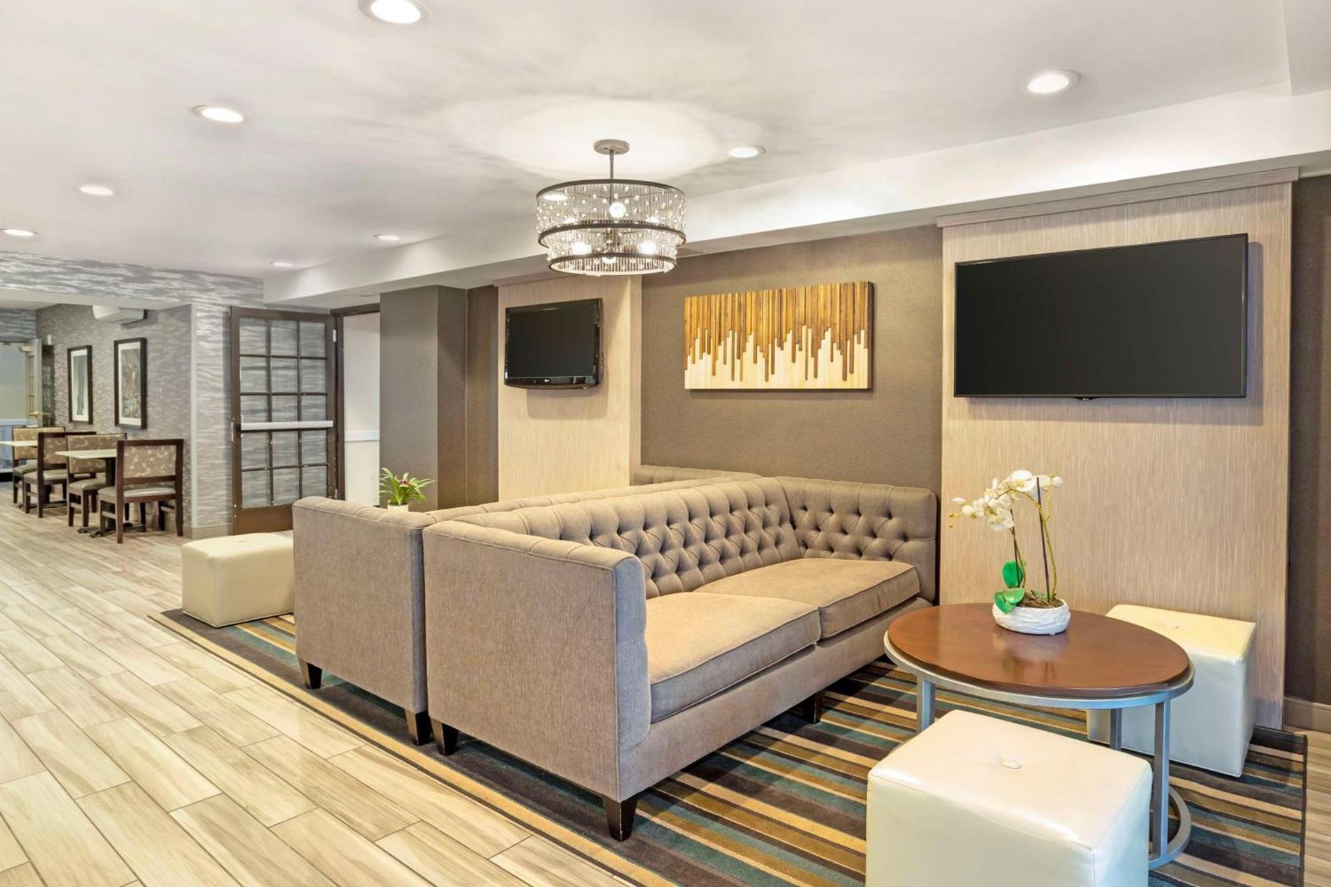 Best Western Plus Fairfield Hotel photo 37