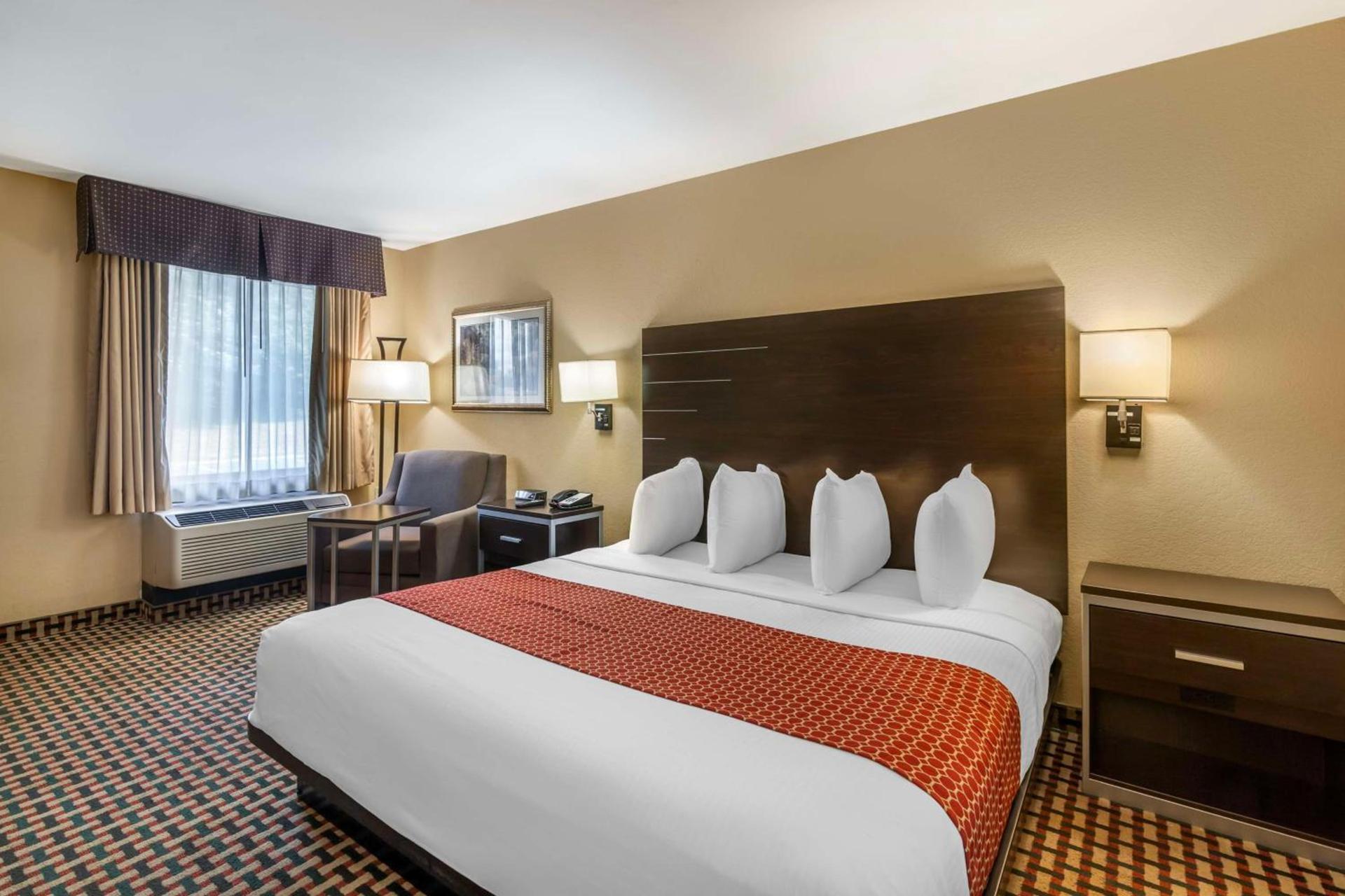 Best Western Bradford Inn photo 16