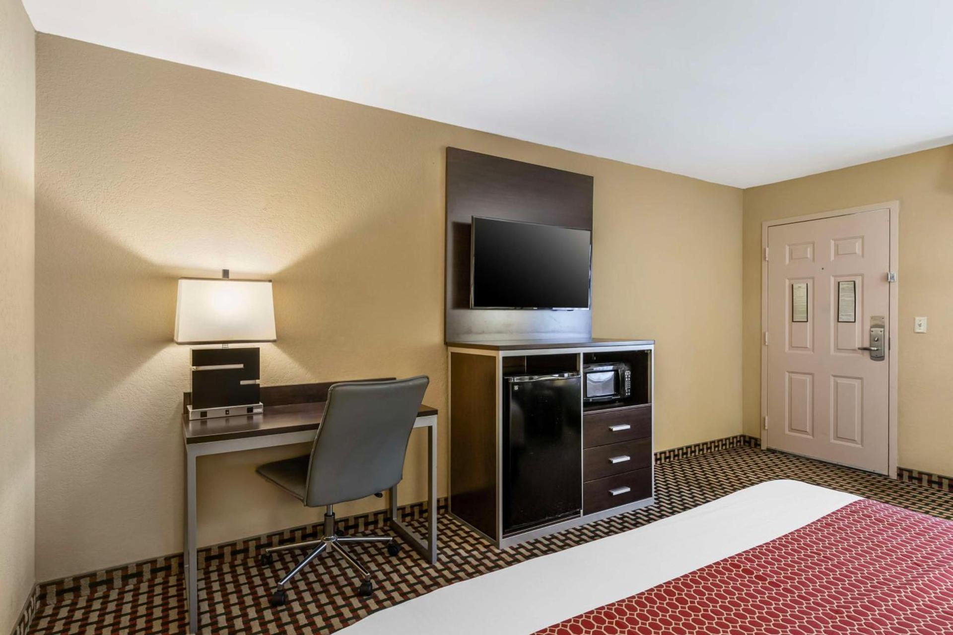 Best Western Bradford Inn photo 17