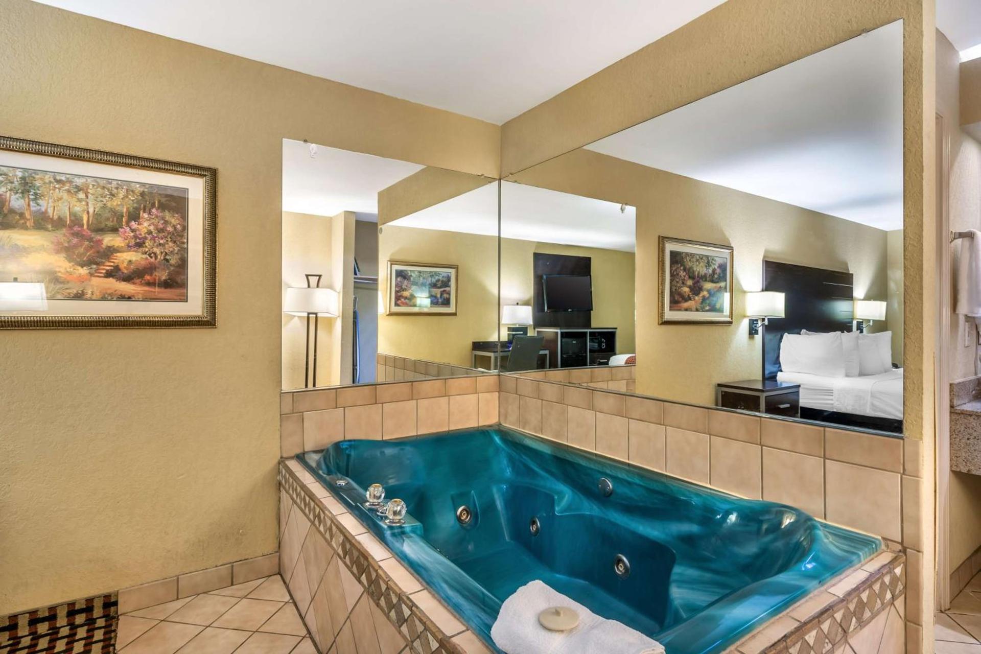 Best Western Bradford Inn photo 21