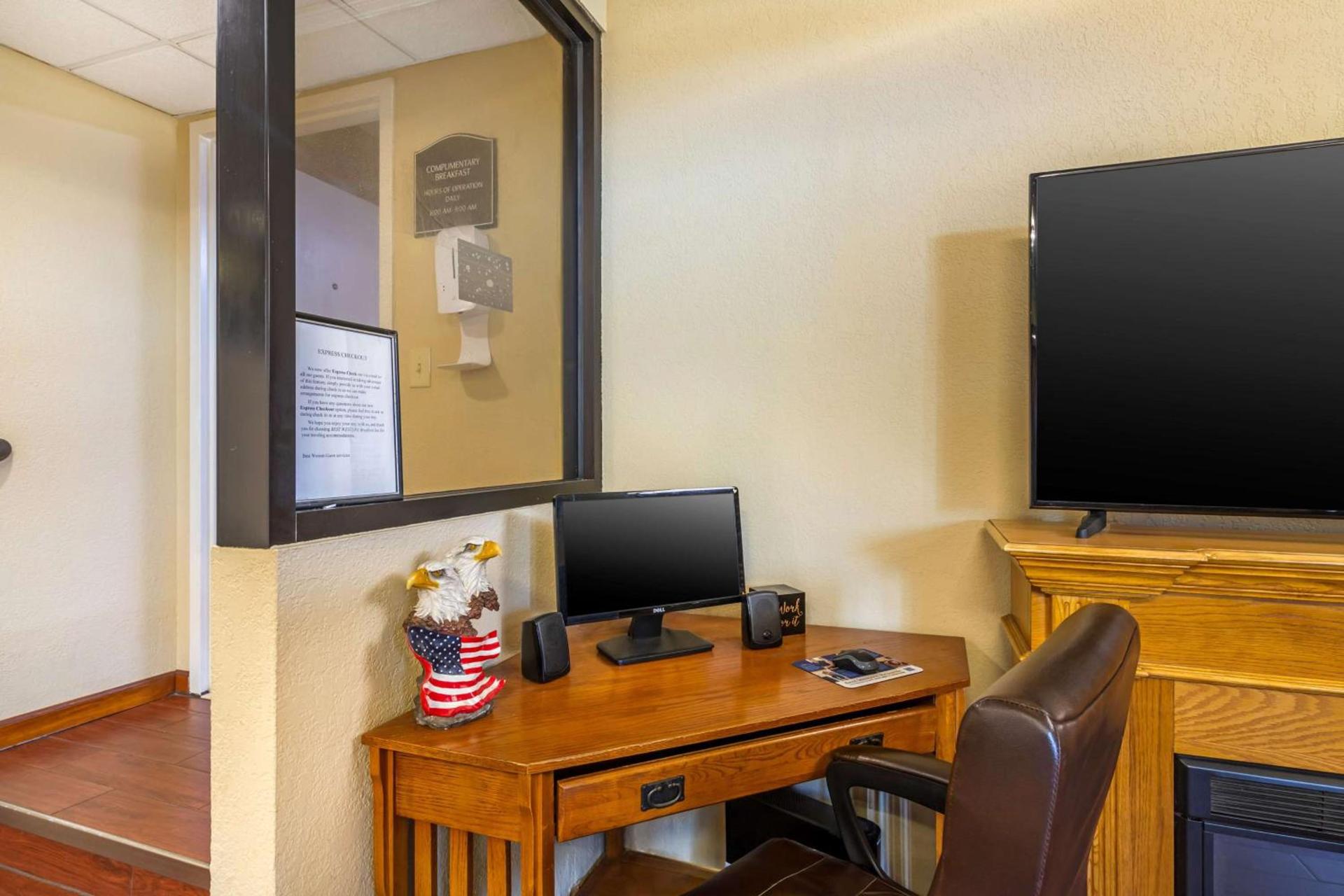 Best Western Bradford Inn photo 28
