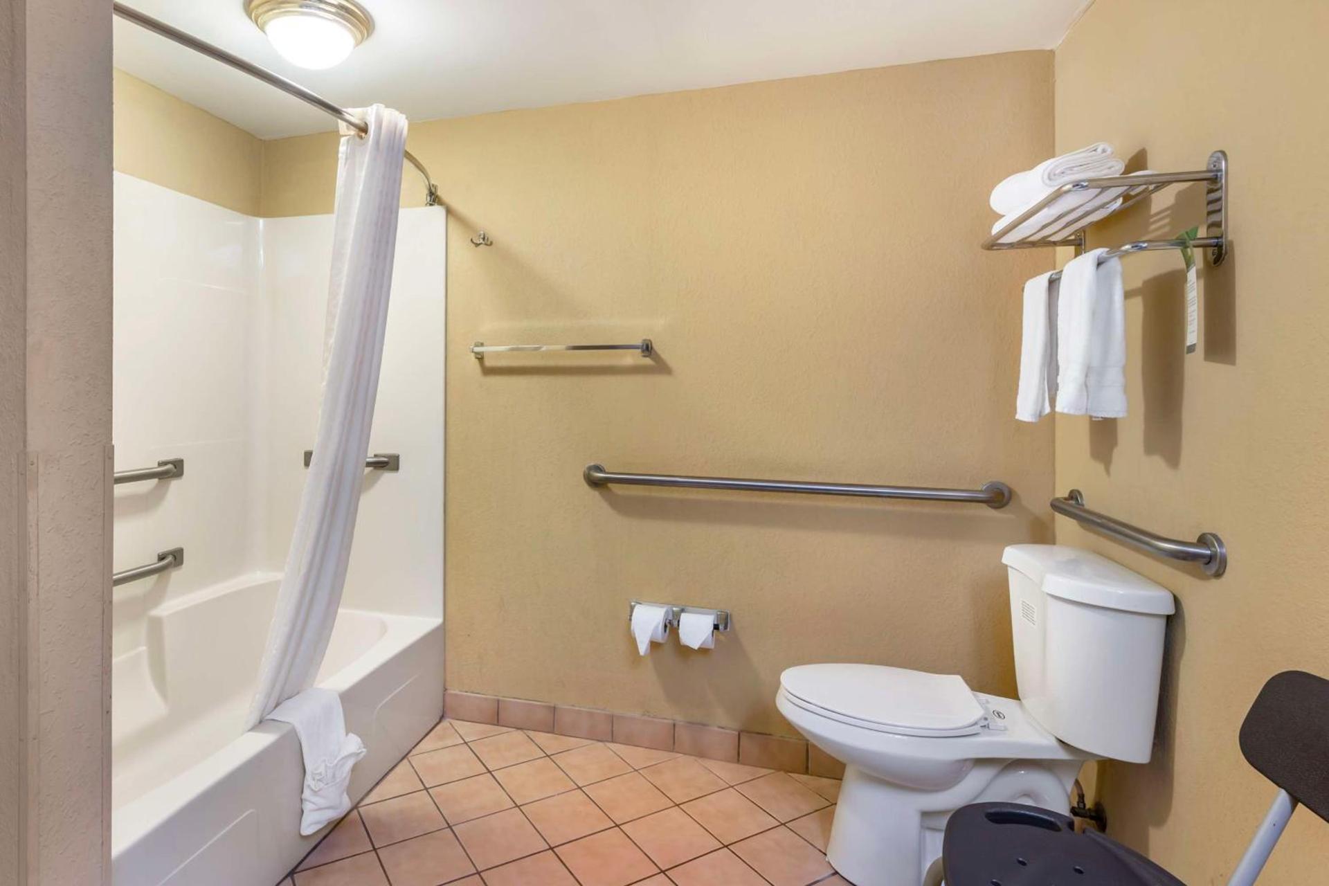 Best Western Bradford Inn photo 24