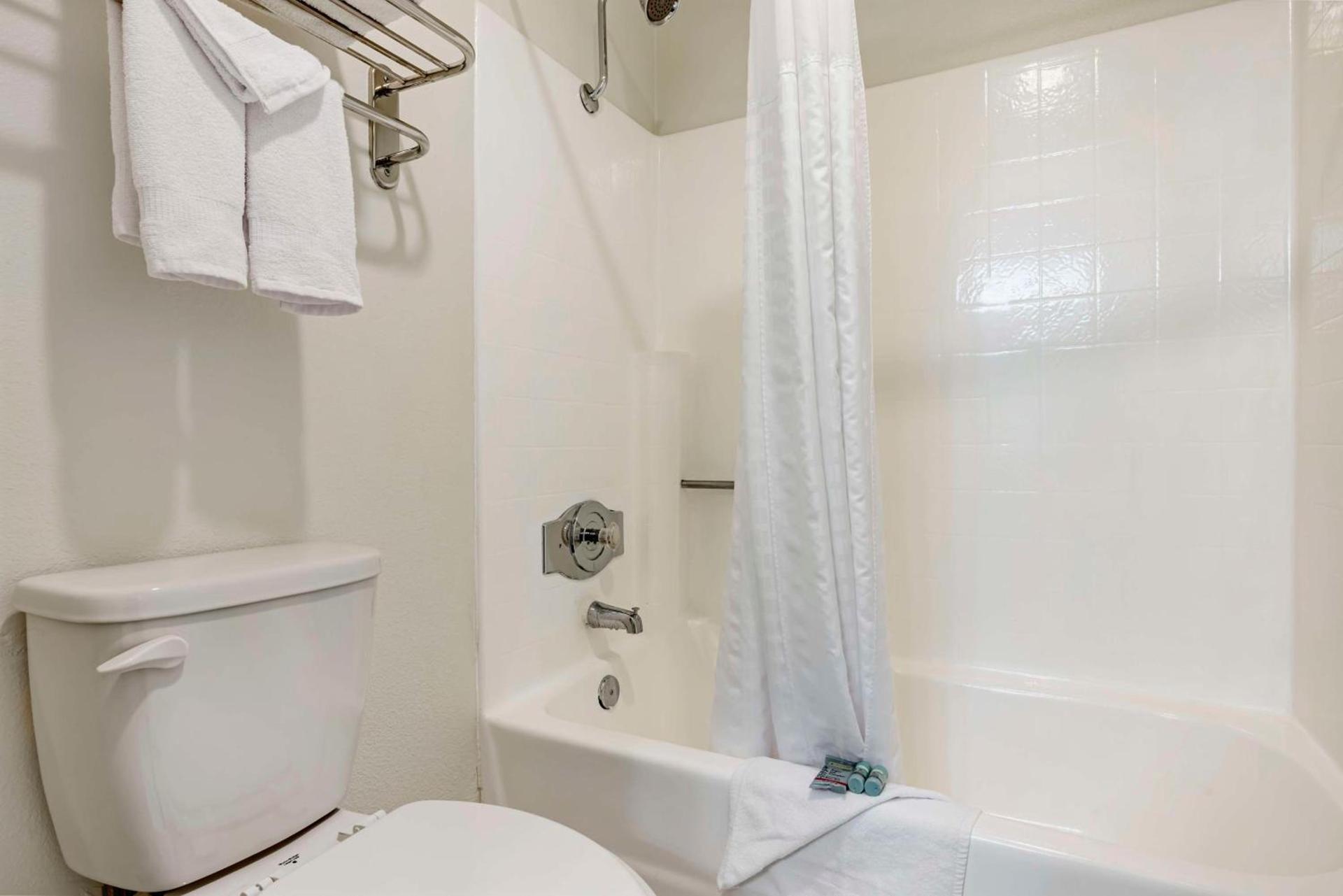 Best Western Santee Lodge photo 26
