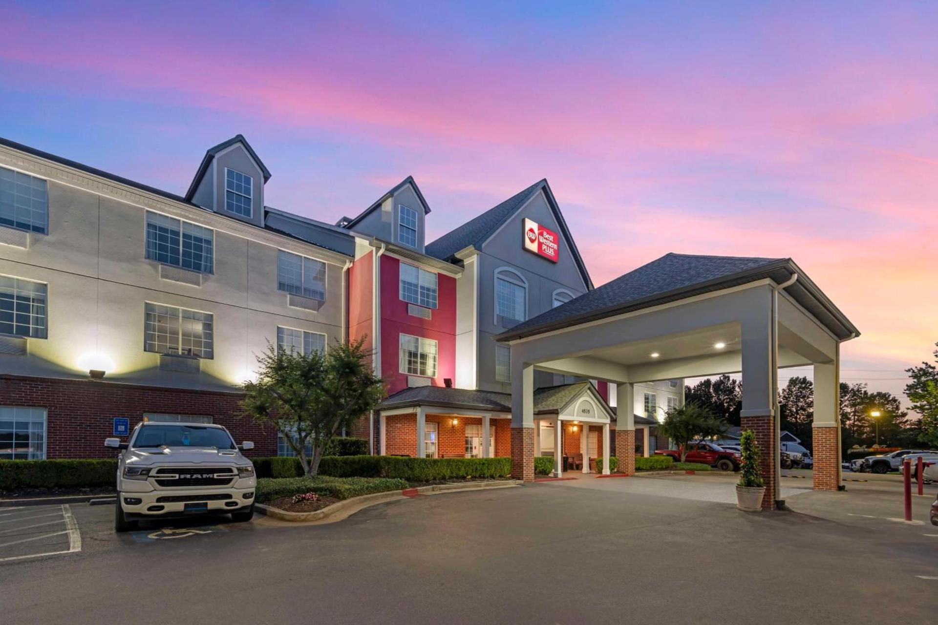 Best Western Plus Lake Lanier Gainesville Hotel & Suites photo 1