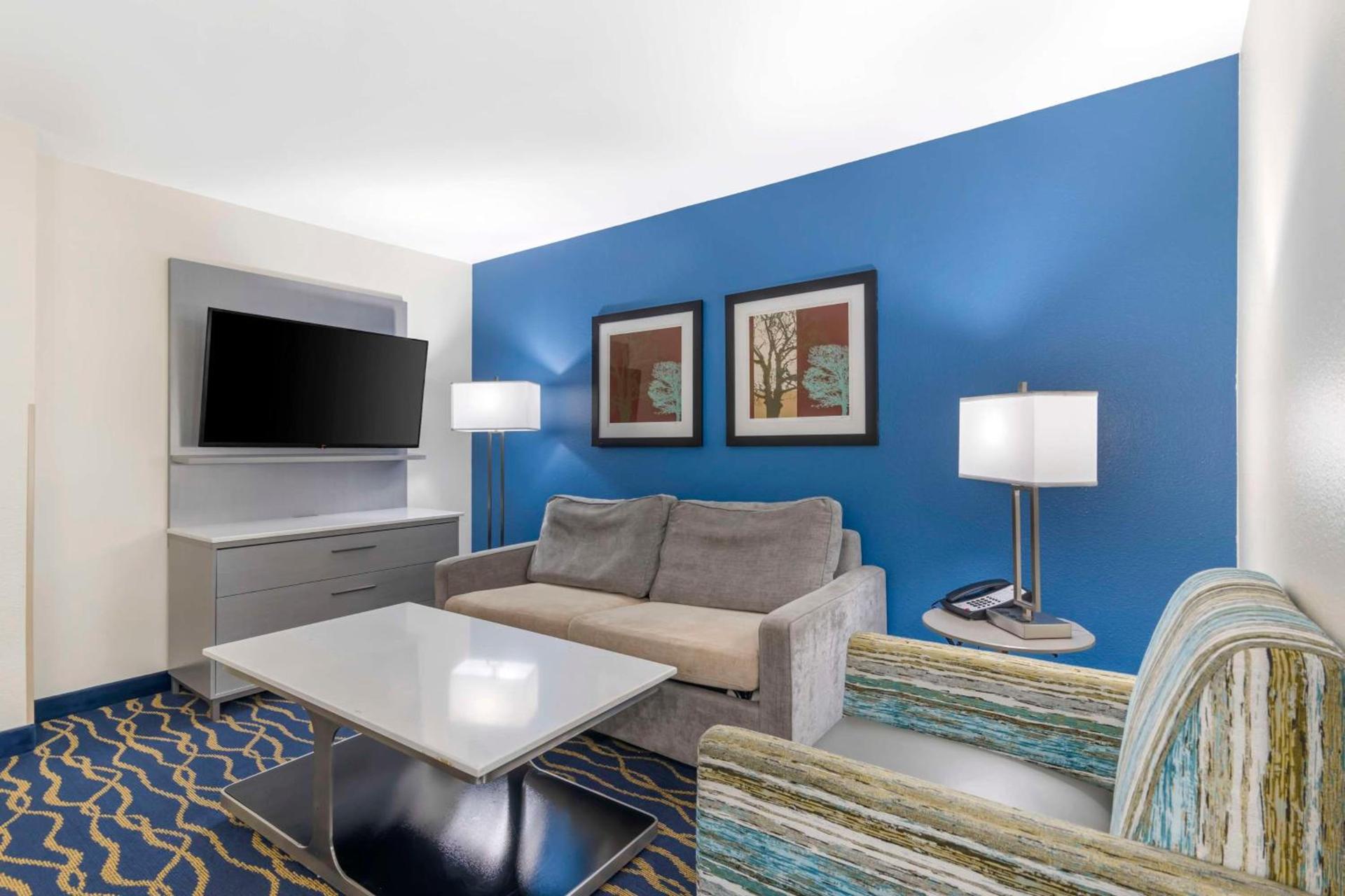 Best Western Plus Lake Lanier Gainesville Hotel & Suites photo 20