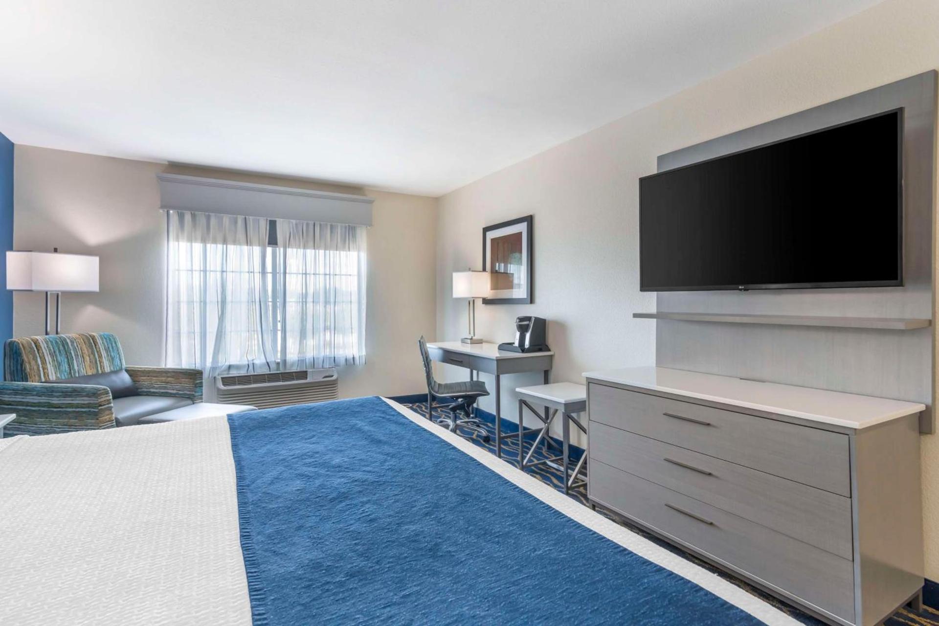 Best Western Plus Lake Lanier Gainesville Hotel & Suites photo 24