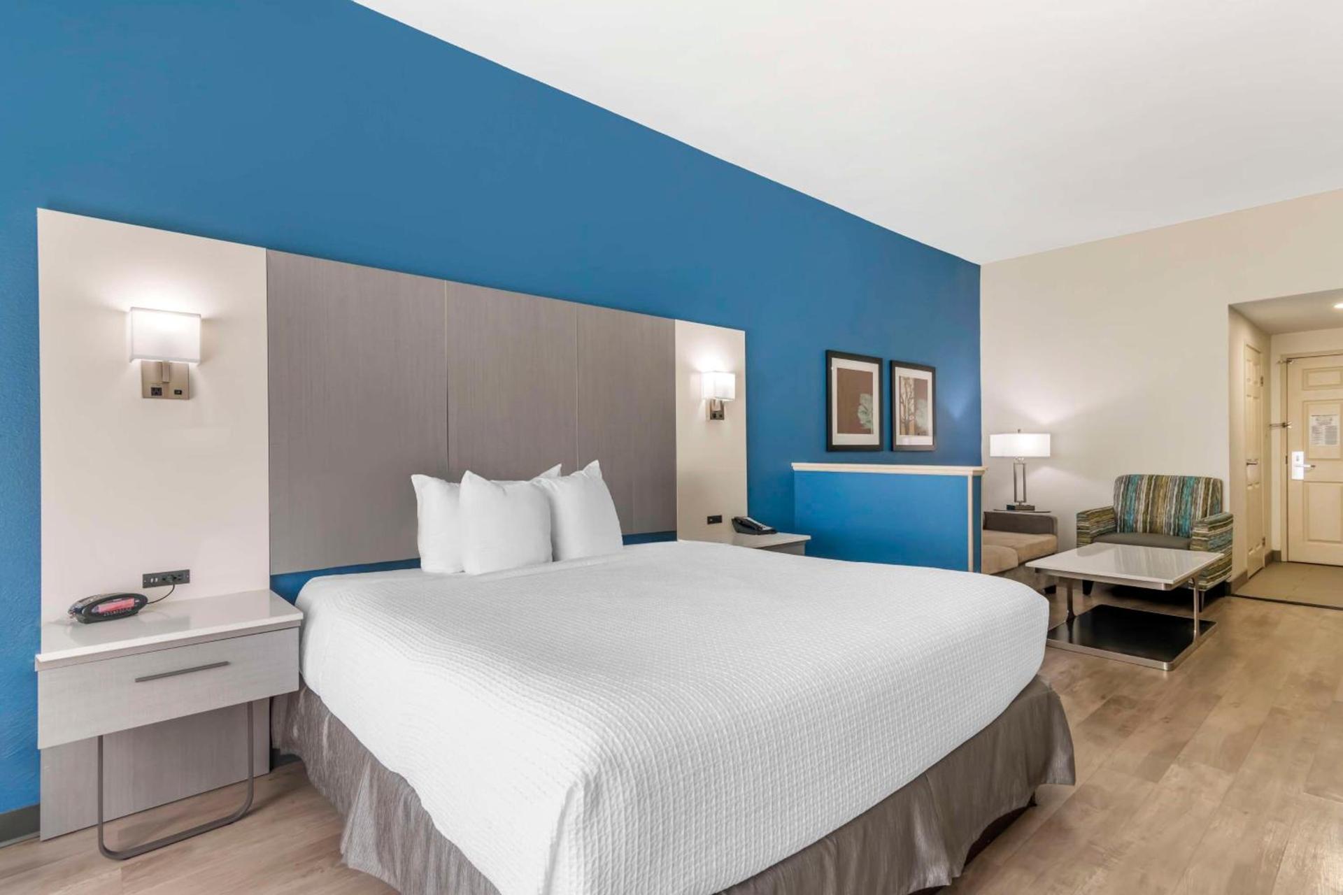 Best Western Plus Lake Lanier Gainesville Hotel & Suites photo 29