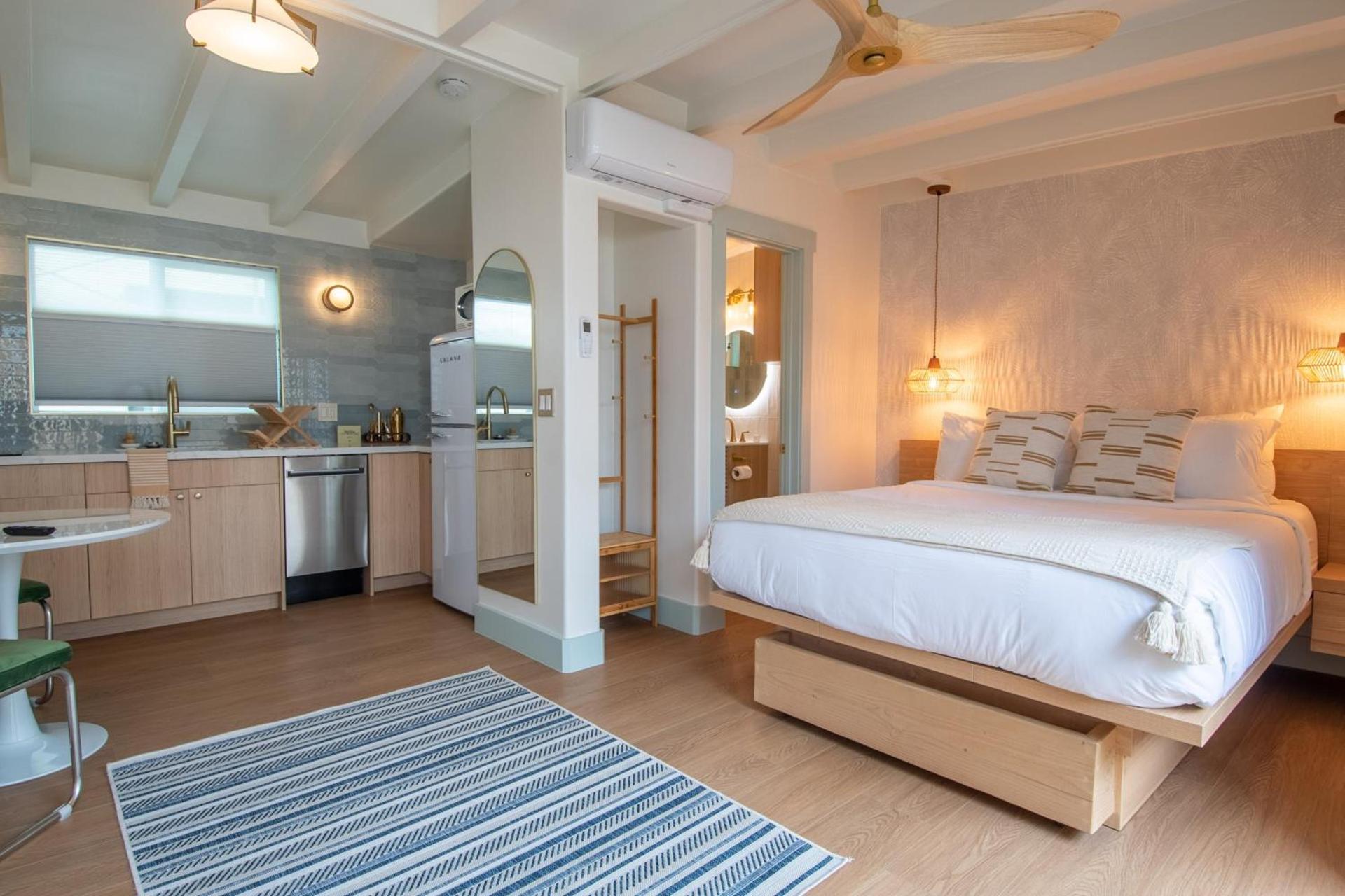 The Boardwalk Hotel photo 53