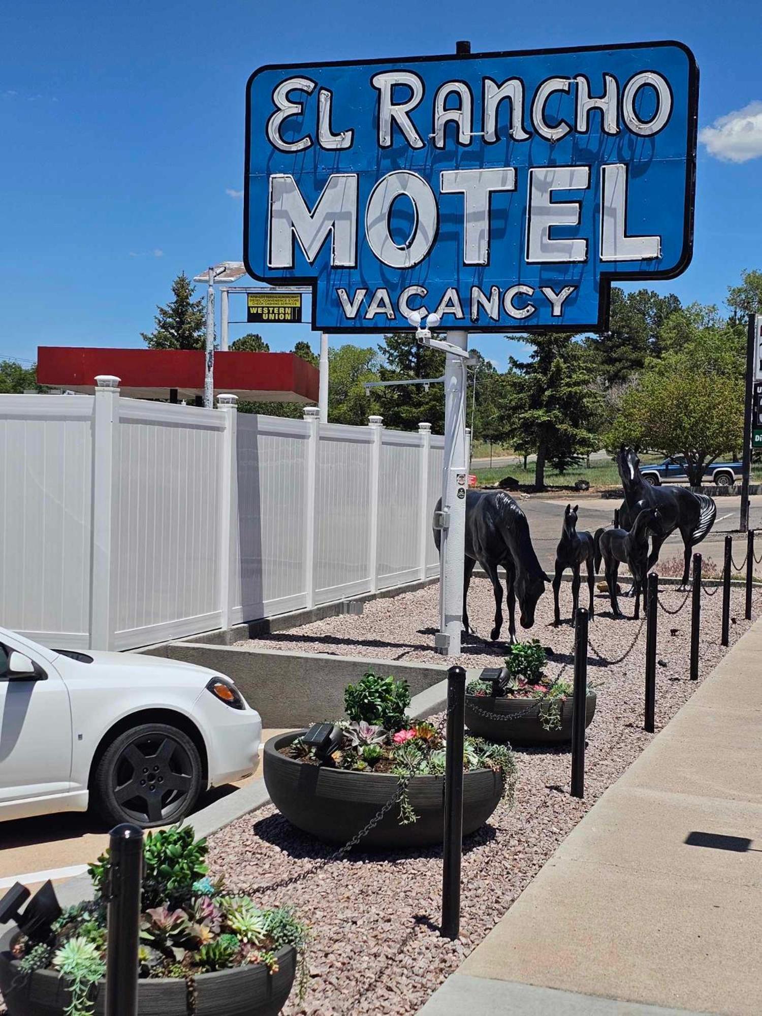 El Rancho Motel photo 74