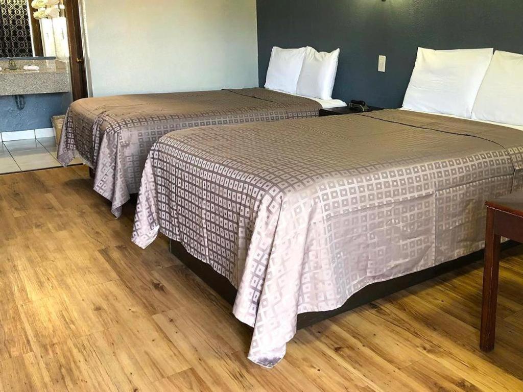 Americas Best Value Inn Garland Dallas photo 4