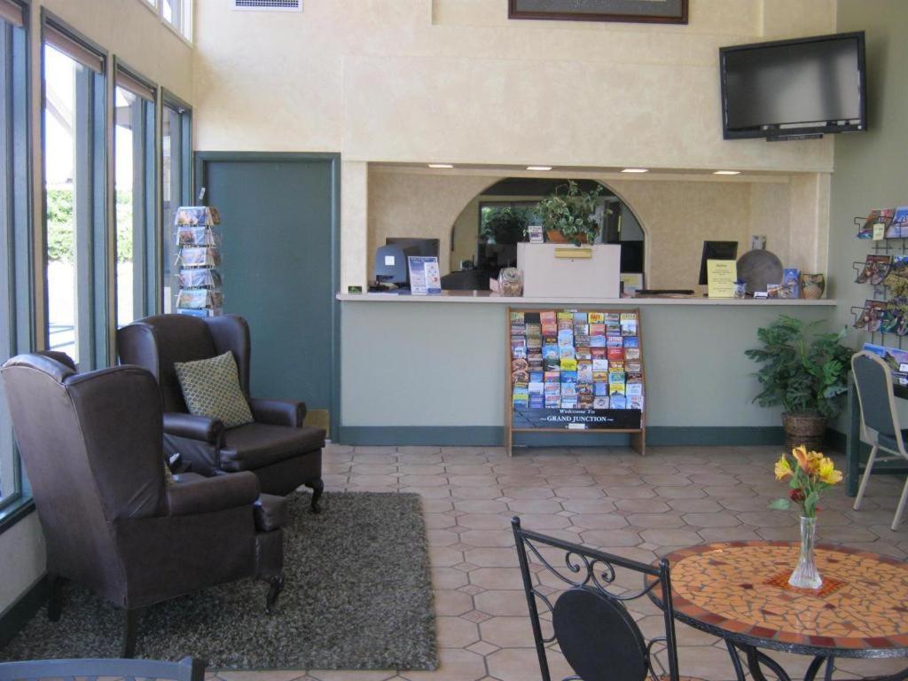 Baymont by Wyndham Grand Junction photo 2