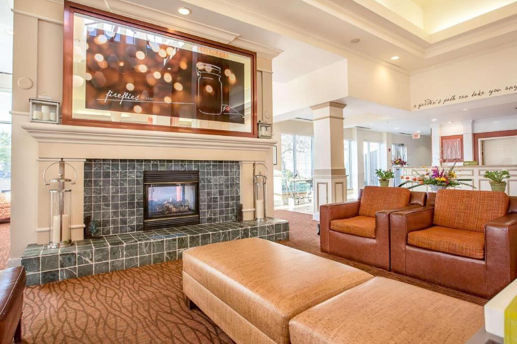 Hilton Garden Inn Oshkosh photo 6