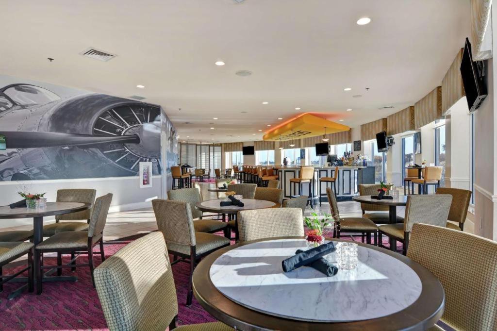 Hilton Garden Inn Oshkosh photo 13