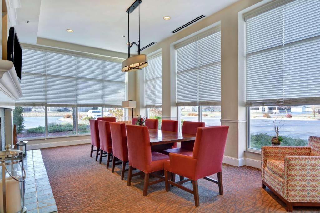 Hilton Garden Inn Oshkosh photo 69