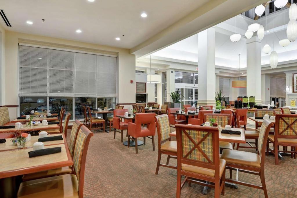 Hilton Garden Inn Oshkosh photo 55