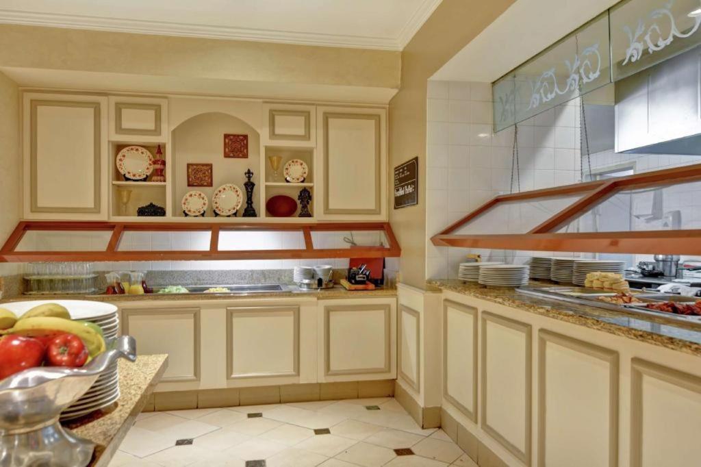 Hilton Garden Inn Oshkosh photo 3