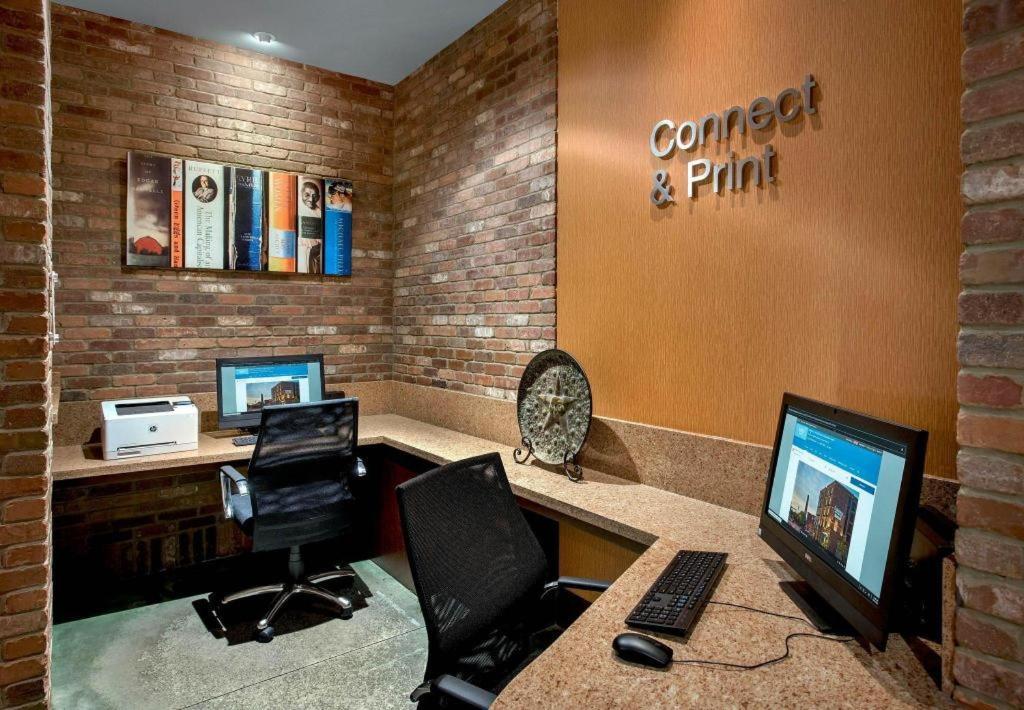 Fairfield Inn & Suites Baltimore Downtown/Inner Harbor photo 5