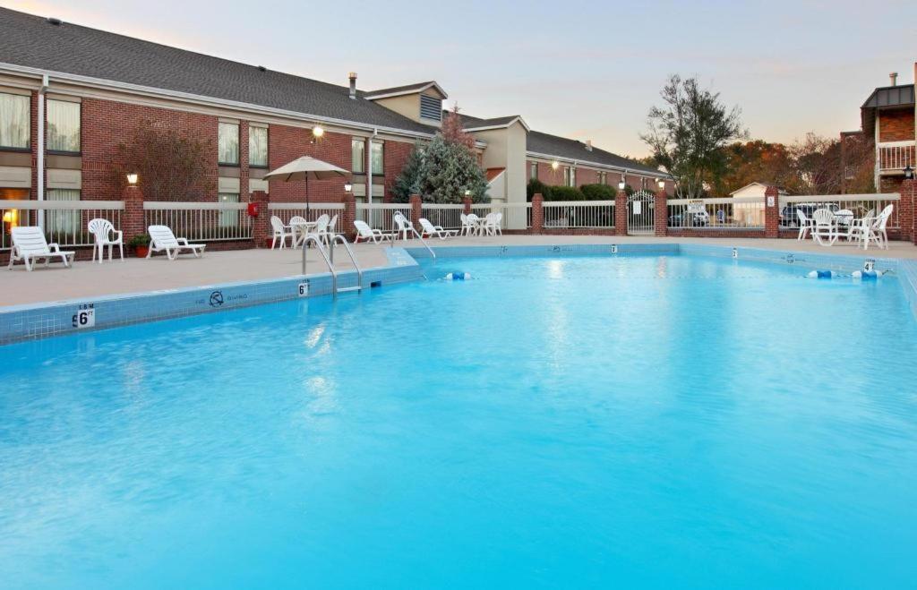 Holiday Inn Express Hotel And Suites Corinth photo 2