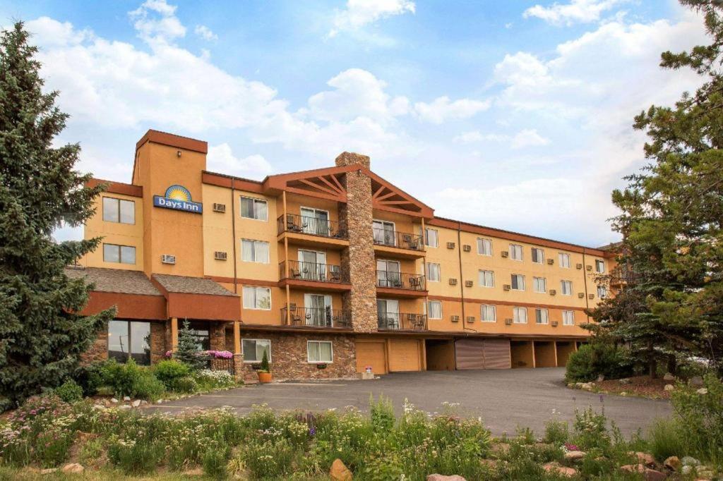 Days Inn by Wyndham Silverthorne — hotel in Silverthorne