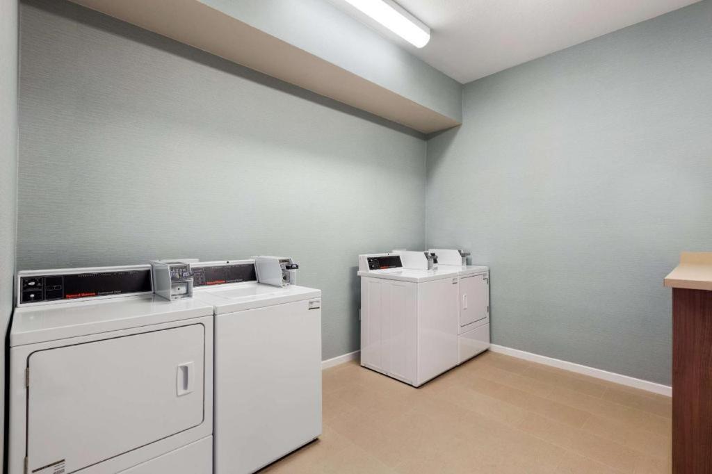 Hampton Inn Bartow photo 10