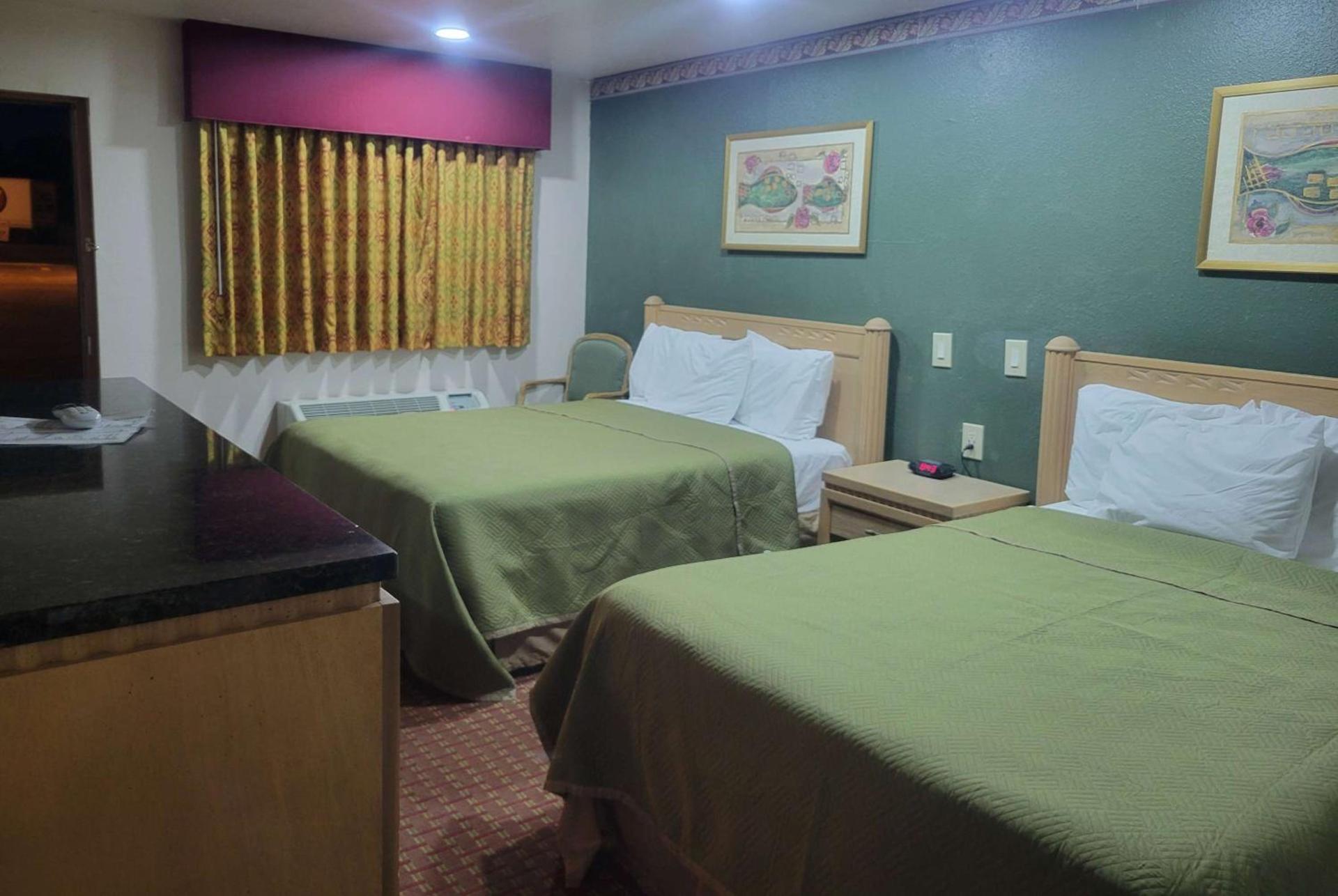Rodeway Inn Memphis photo 8