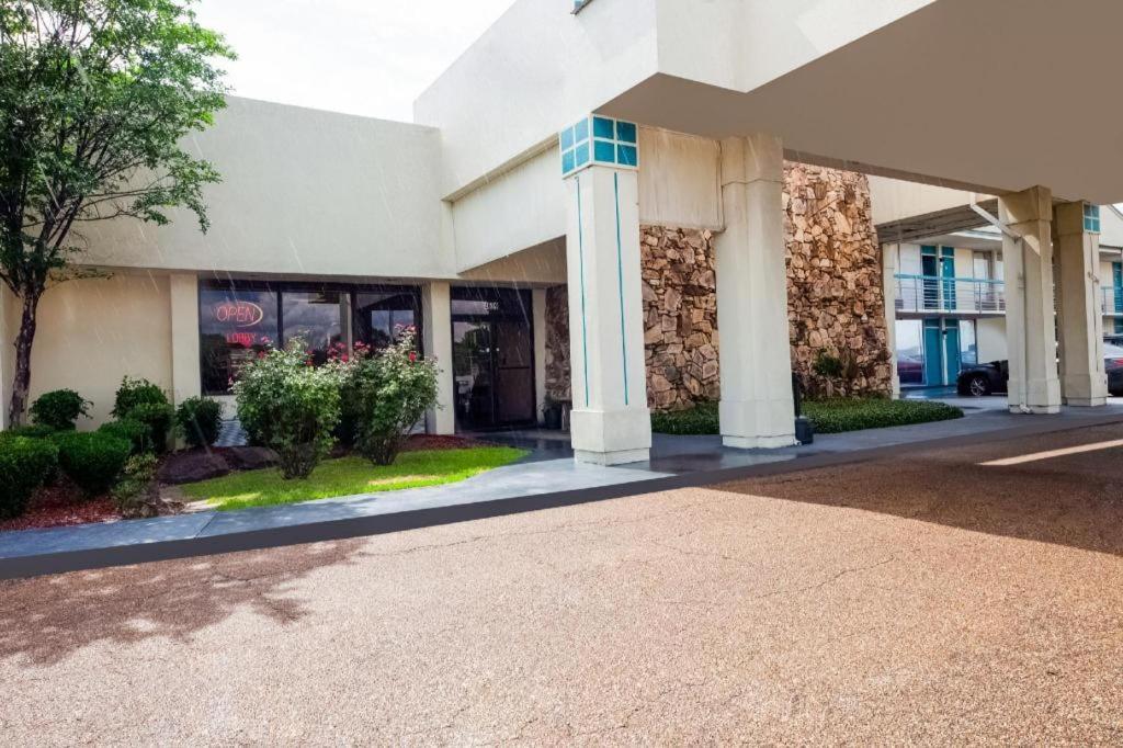 OYO Hotel O Jackson I-55 North photo 1