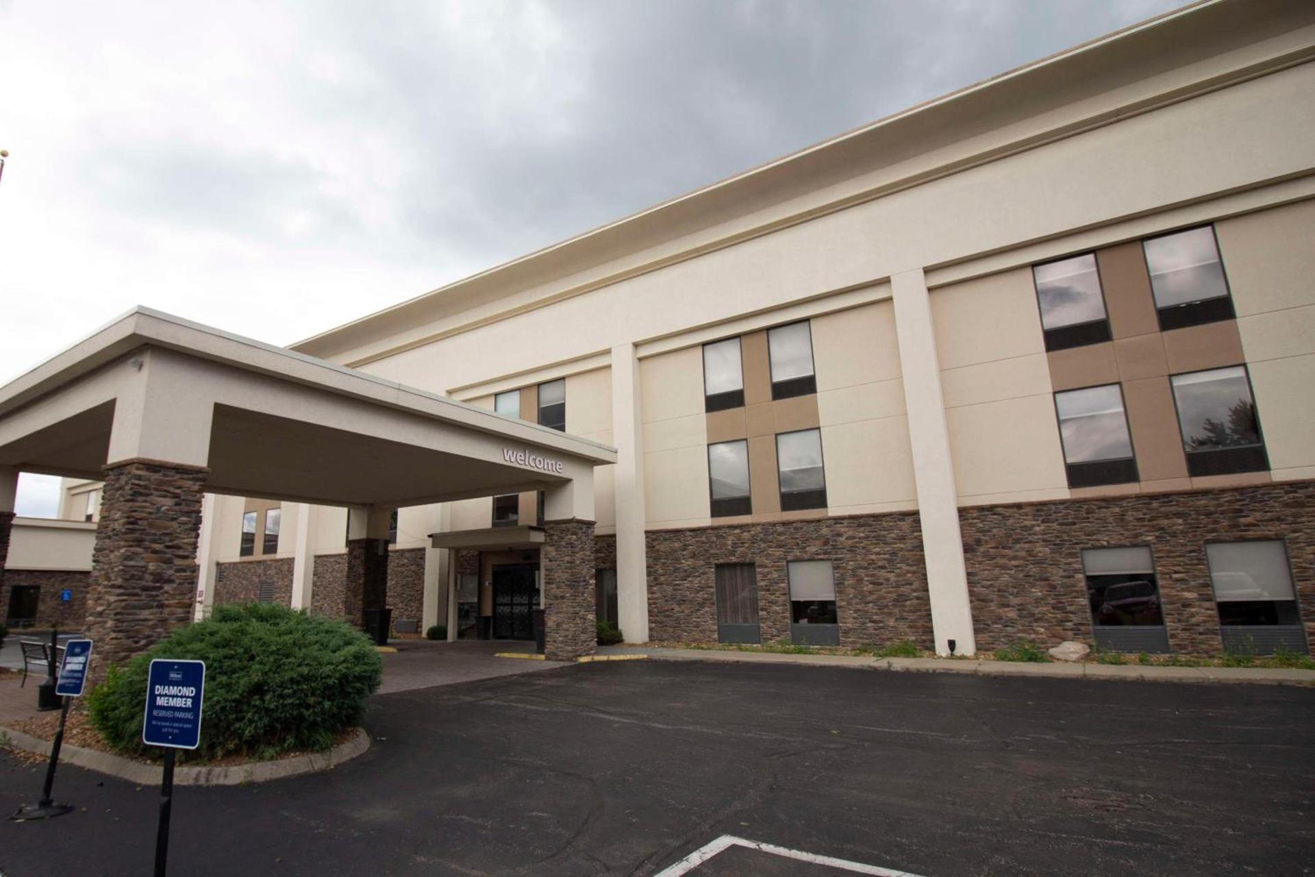 Hampton Inn Kent/Akron Area photo 3