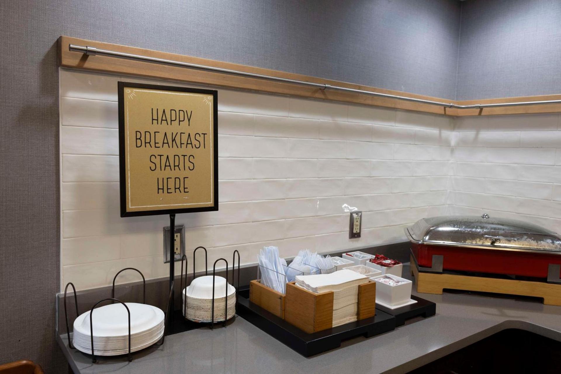 Hampton Inn Kent/Akron Area photo 30