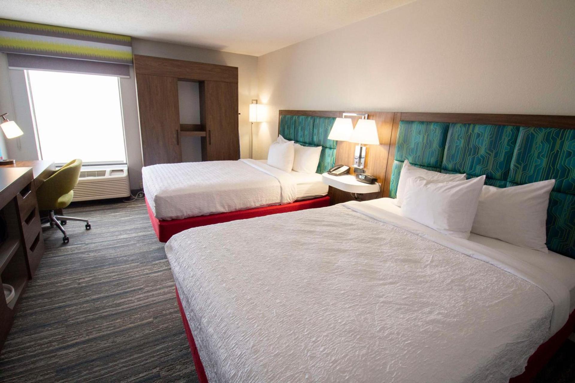 Hampton Inn Kent/Akron Area photo 65