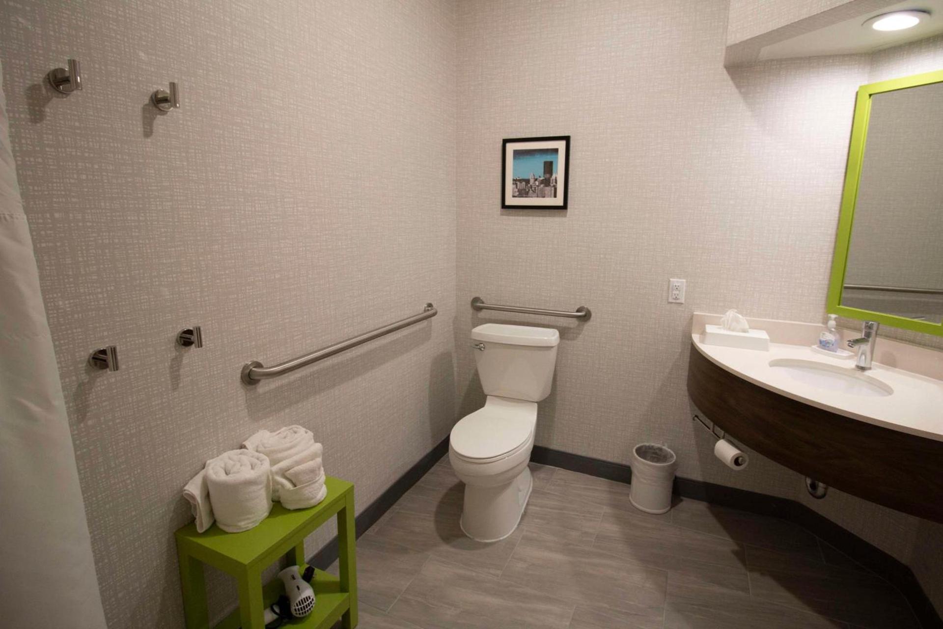 Hampton Inn Kent/Akron Area photo 70