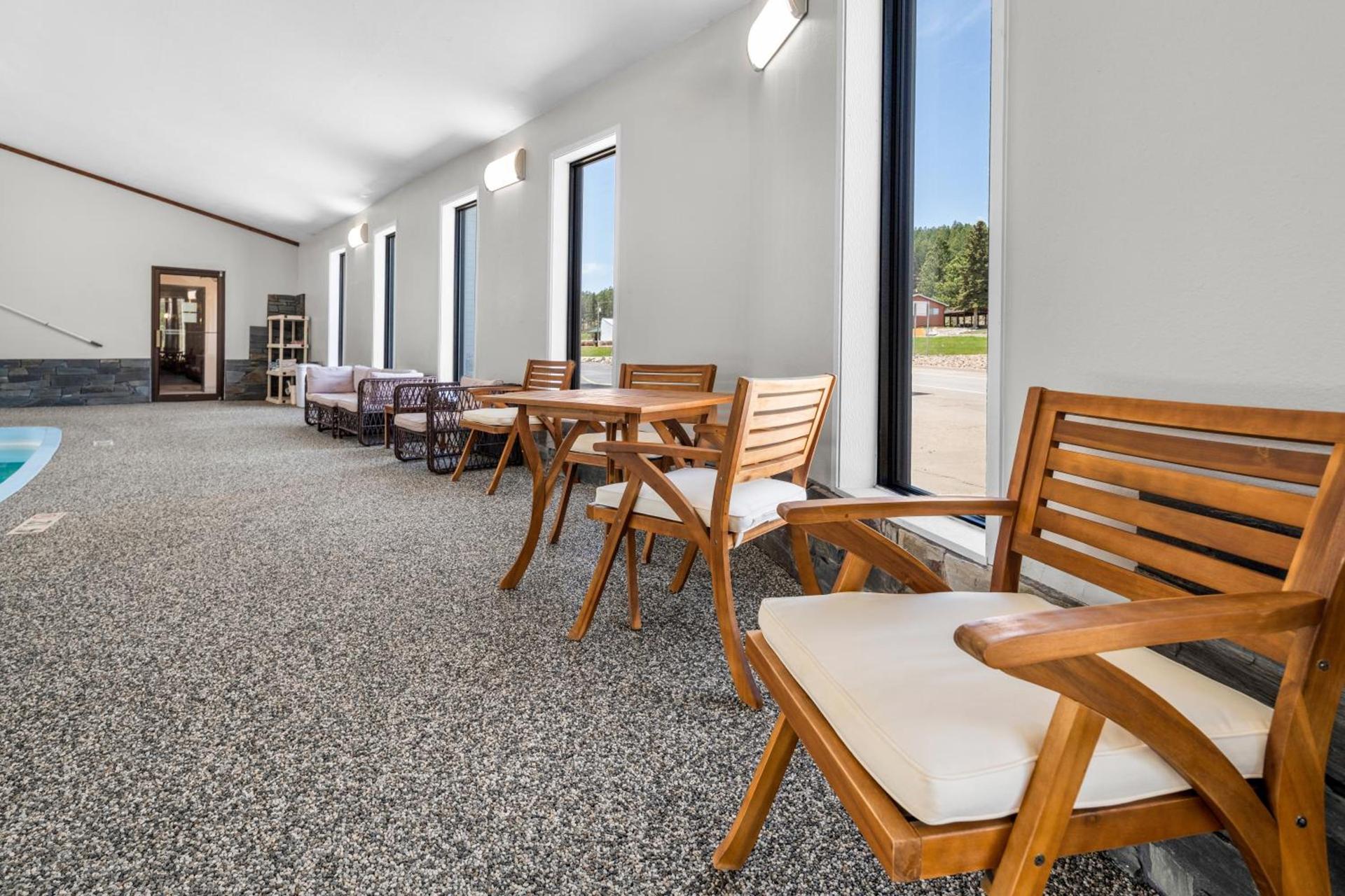 EverSpring Inn & Suites photo 15