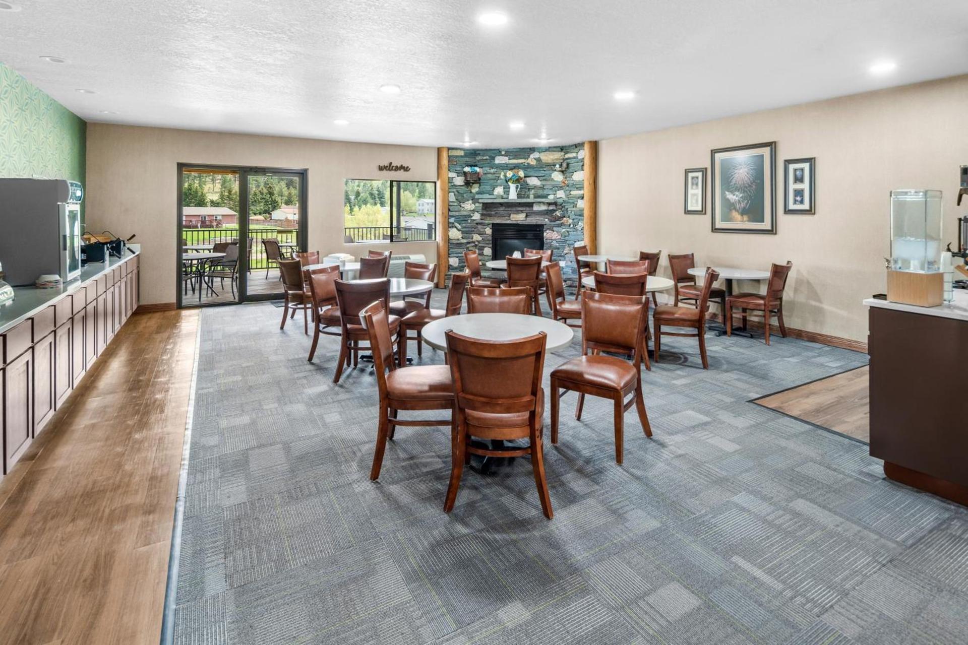 EverSpring Inn & Suites photo 4