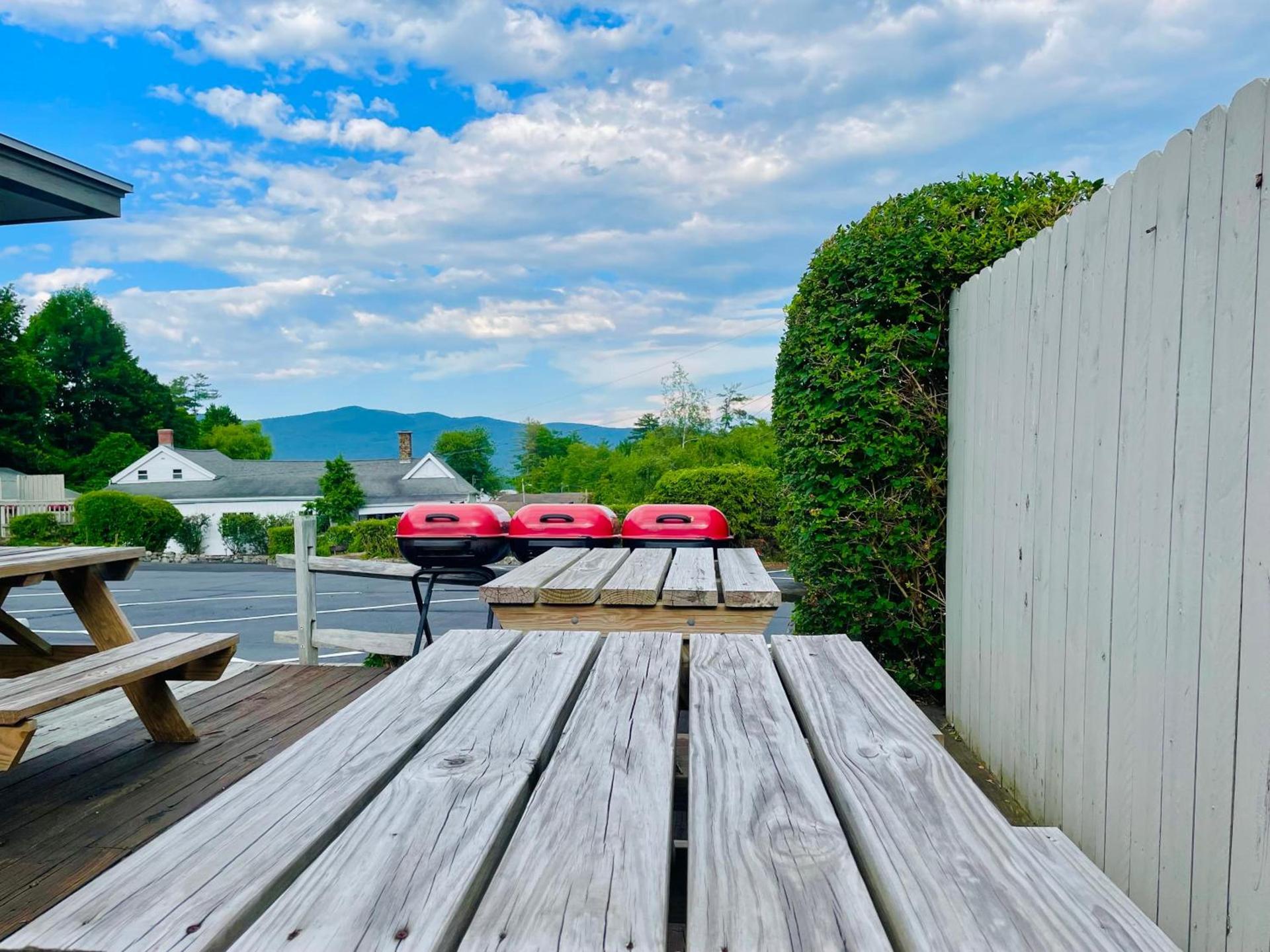 Waters Edge Lodge photo 14